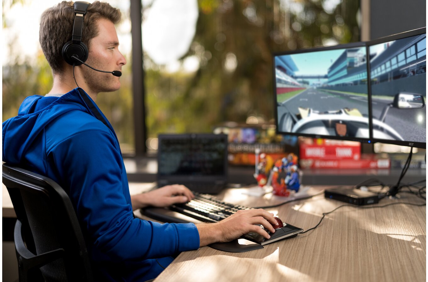 Kensington ErgoSoft Wrist Rest for Mechanical & Gaming Keyboards