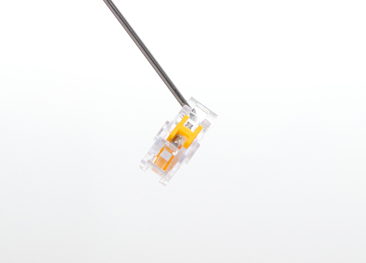 Ducky One 3 Yellow keyboard USB German