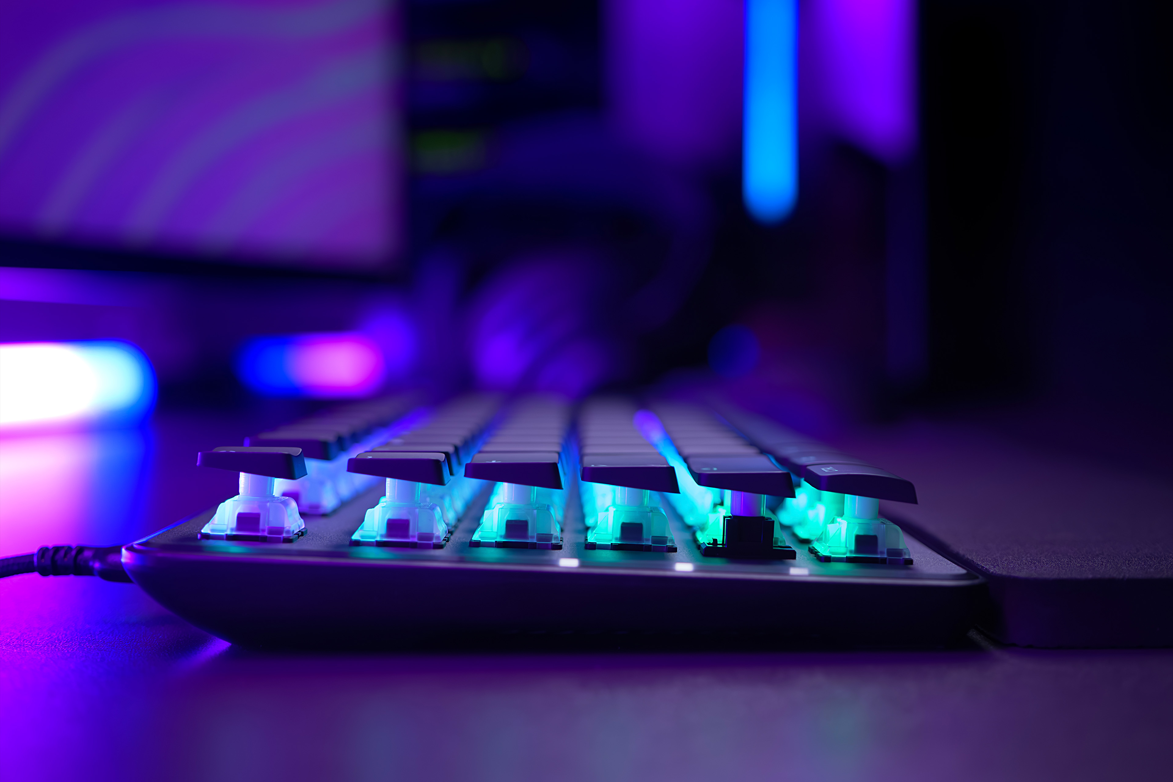 Turtle Beach Vulcan II TKL Pro tastiera Gaming USB AZERTY Tedesco Nero