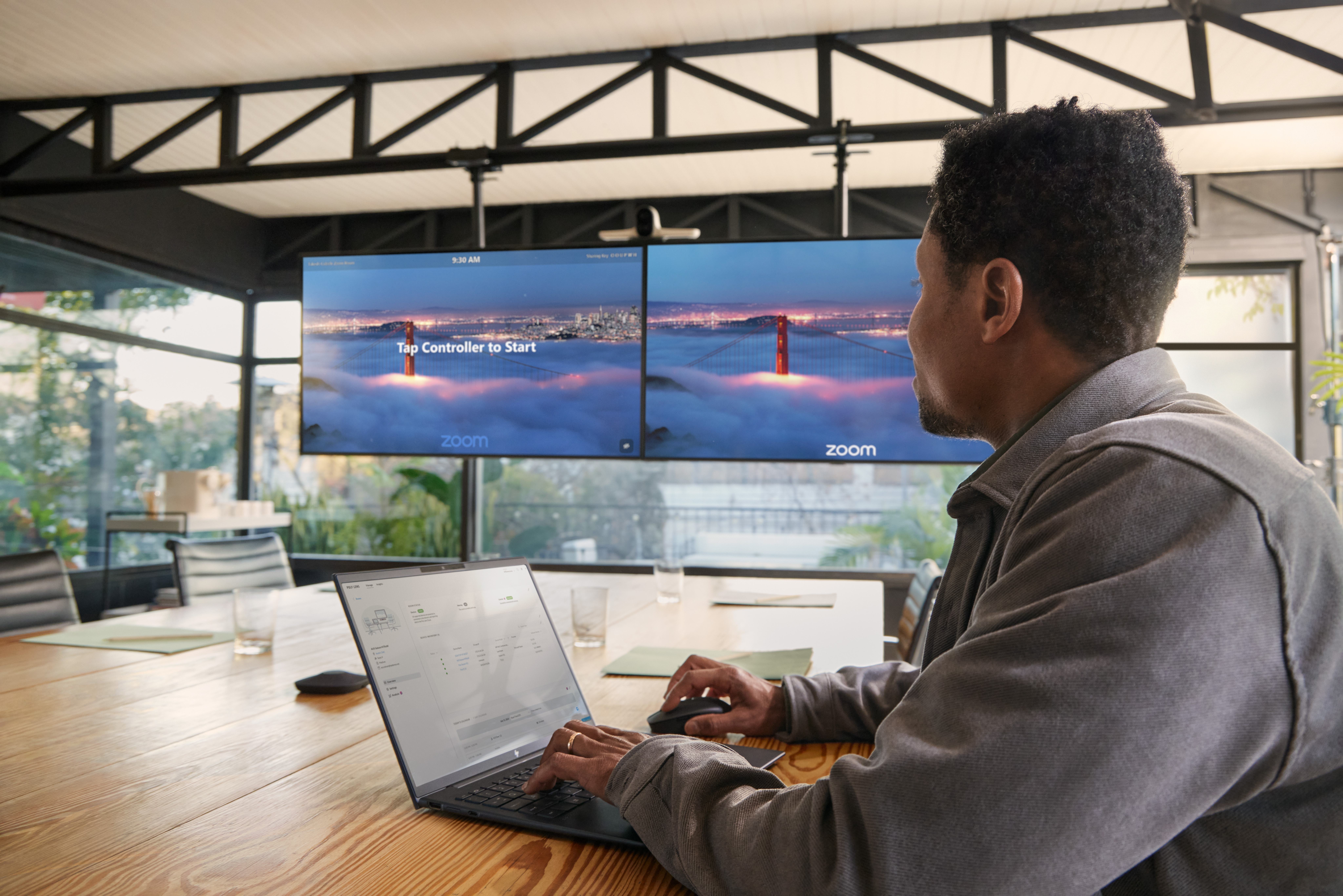 HP Poly Studio A2 Negro