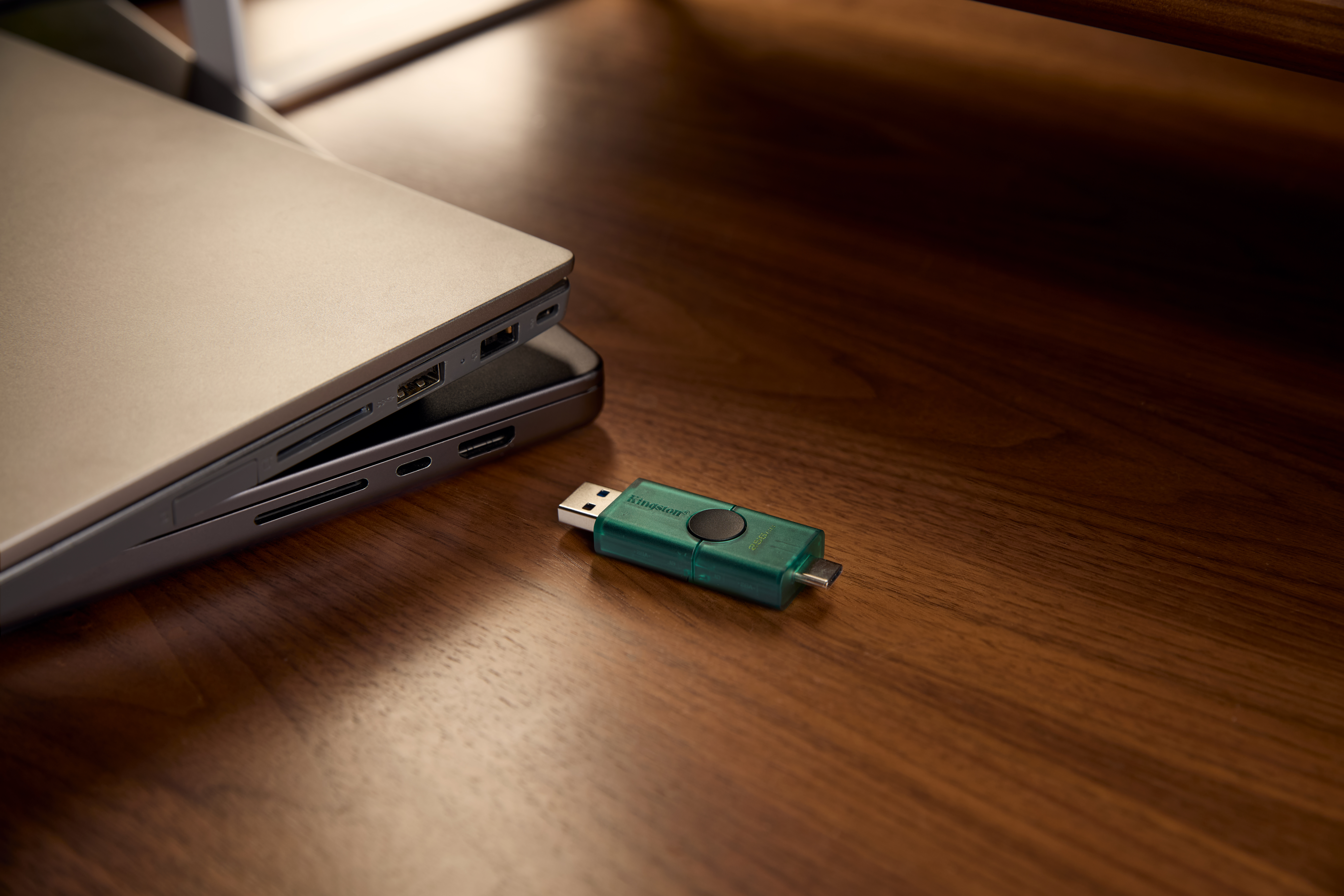 Kingston DataTraveler Duo - USB-Flash-Laufwerk