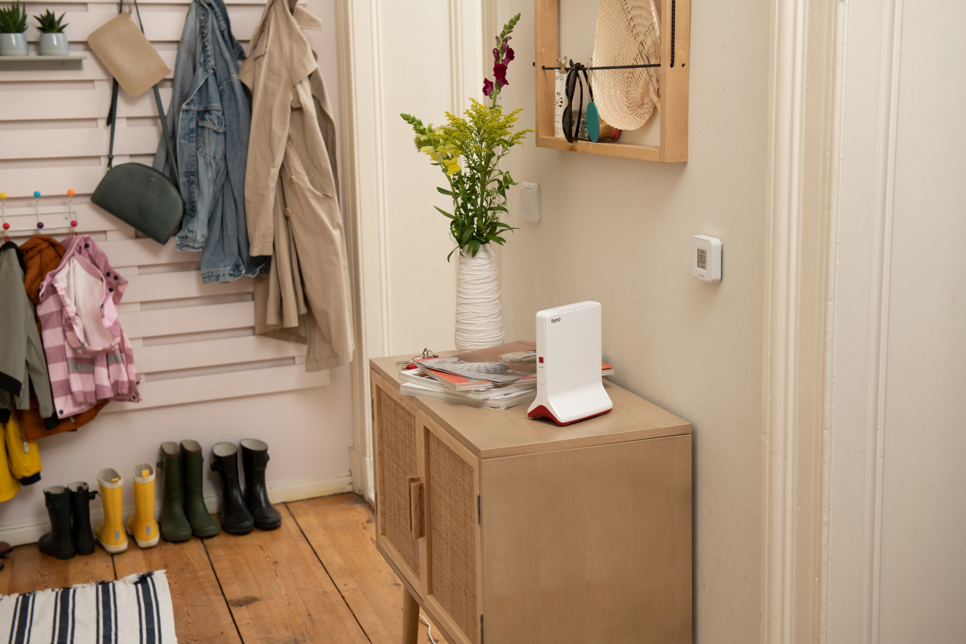 AVM FRITZ! Repeater 6000 - Wi-Fi-Range-Extender - GigE, 2.5 GigE - Wi-Fi 6 - 2,4 GHz (1 Band)