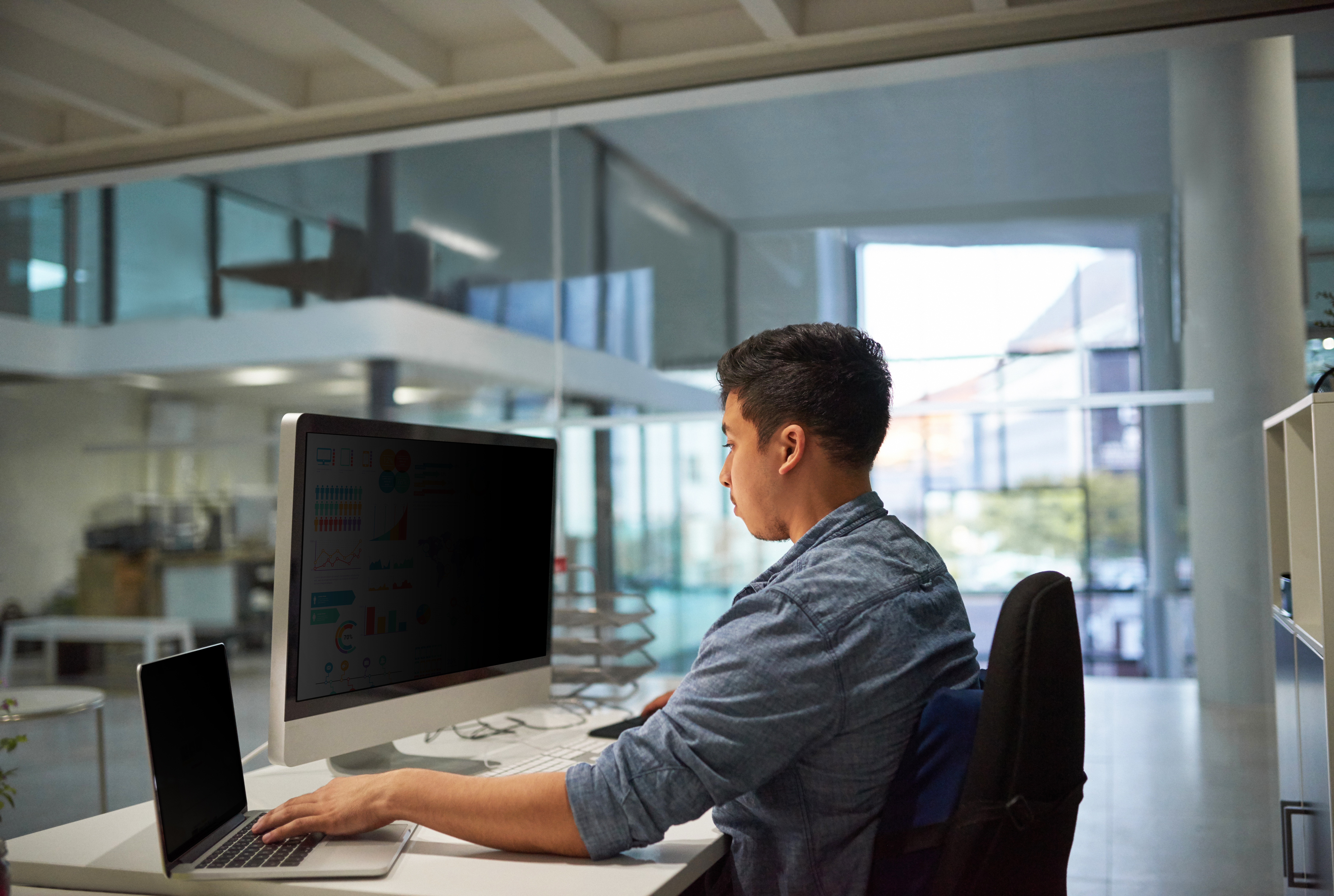 3M Privacy Filter for 19.5in Monitor, 16:10, PF195W1B