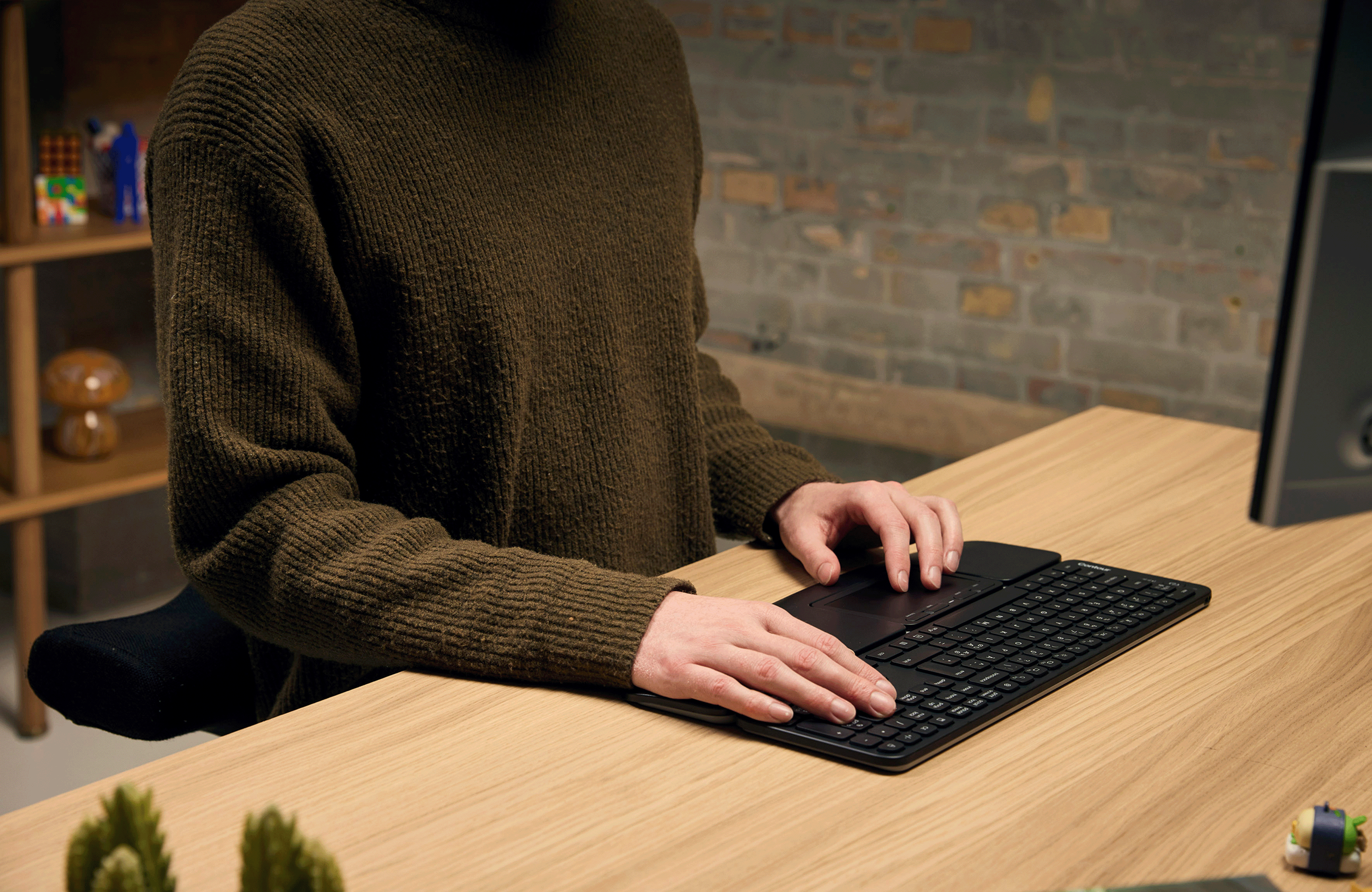 Contour Design CDTP1050BALPN1050 keyboard Home/Office RF Wireless QWERTY Nordic Black