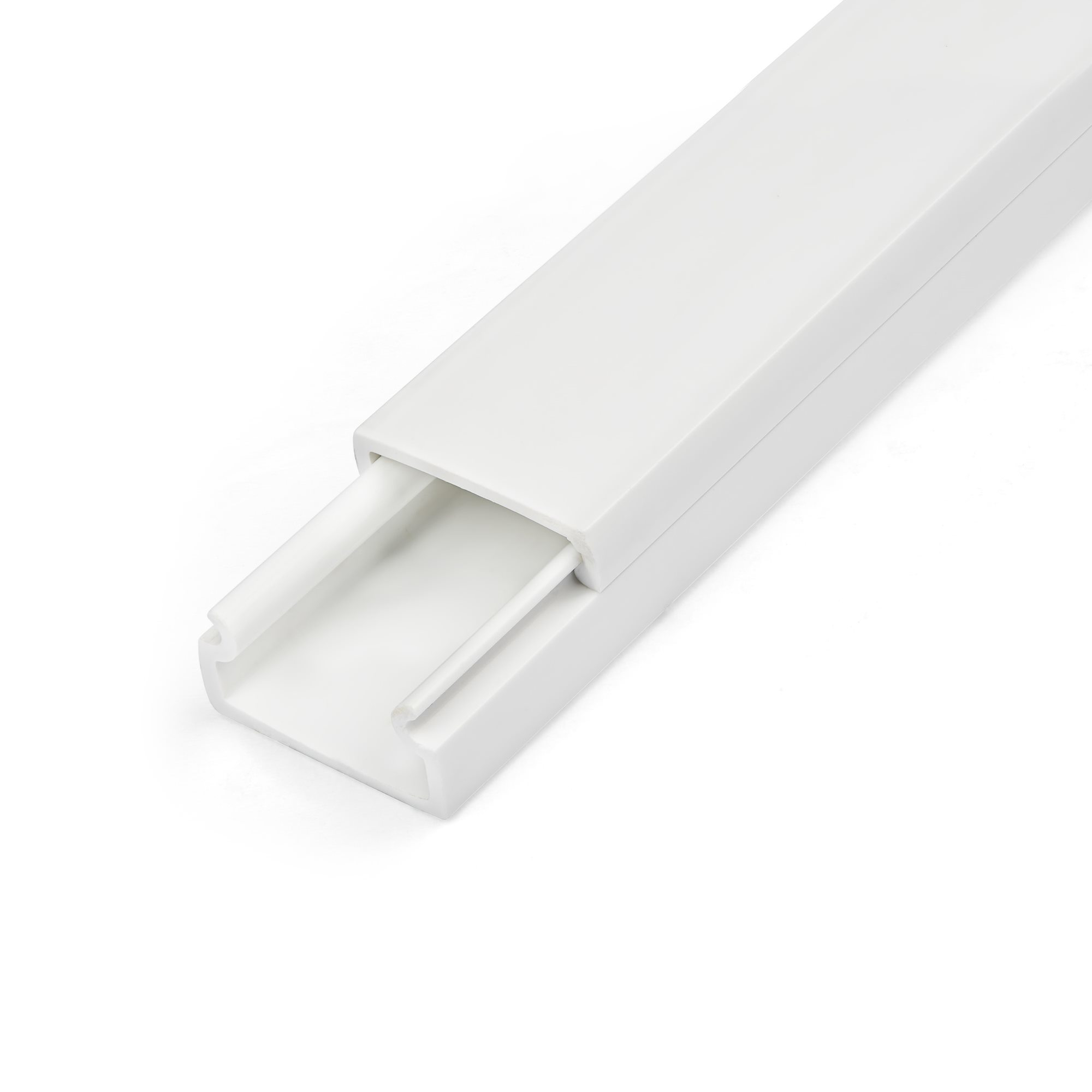 StarTech.com Chemin de C�bles PVC Robuste avec Couvercle et Ruban Adh�sif - 19mm W x 11mm H - Longueur 1m - Passe C�ble pour C�bles R�seaux/�lectriques, Max 6 C�bles, Homologu� UL