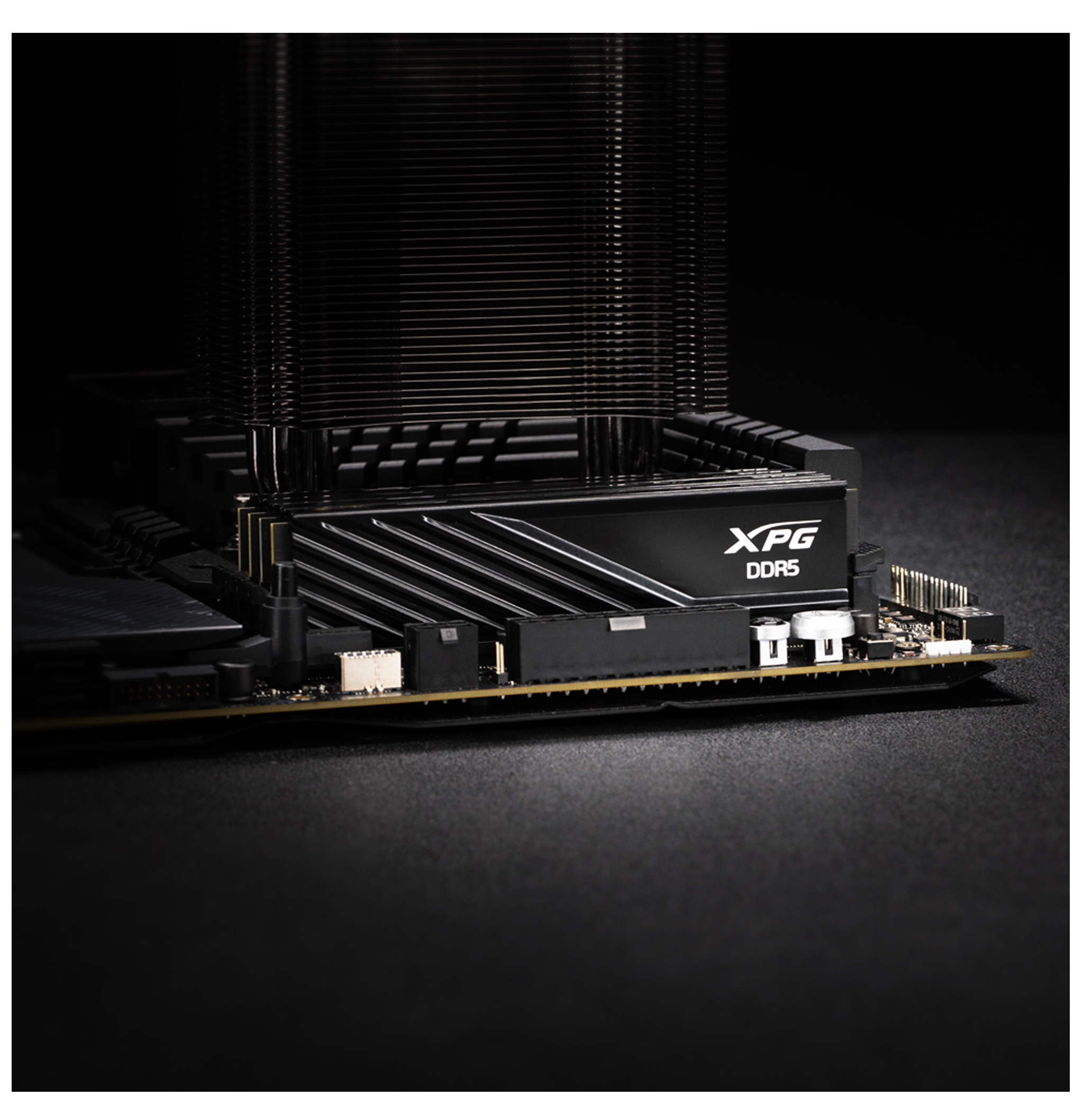 XPG LANCER BLADE DDR5 memory module 16 GB 2 x 8 GB 288-pin DIMM ECC
