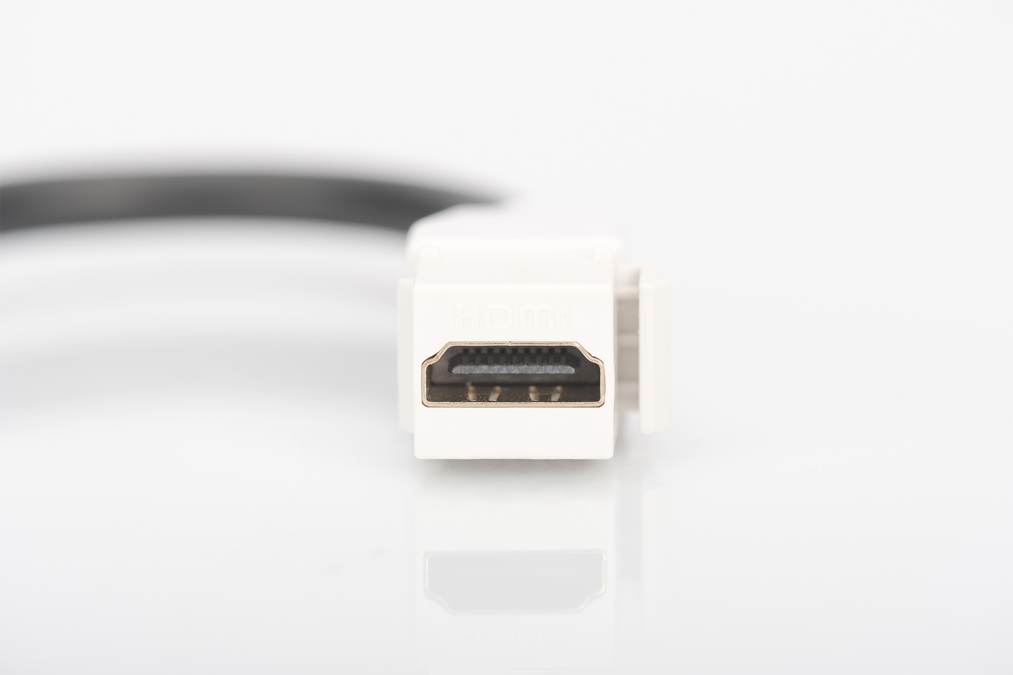 DIGITUS HDMI 2.0 Keystone Modul mit 12 cm Zuleitung (Buchse/Buchse)