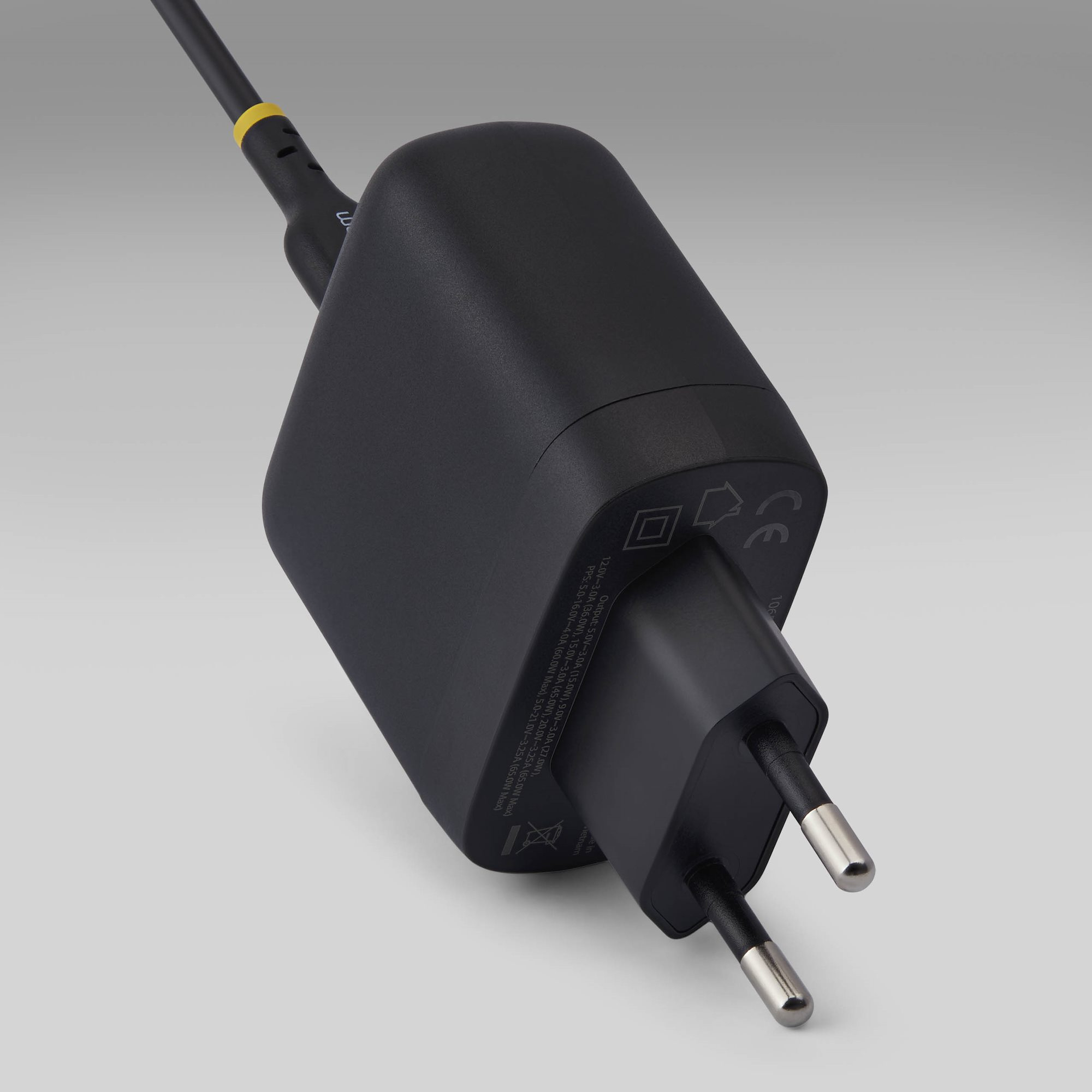 StarTech.com Chargeur PC Portable USB-C 65W, Chargeur Mural GaN Compact Pour Dell, XPS, HP ProBook, MacBook Pro, Surface Pro, Noir