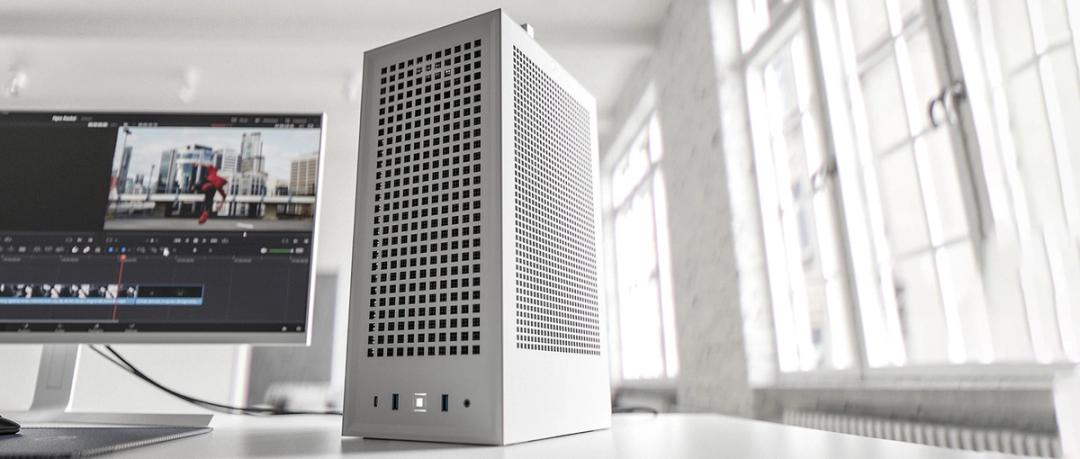 HYTE Revolt 3 Small Form Factor (SFF) Blanco