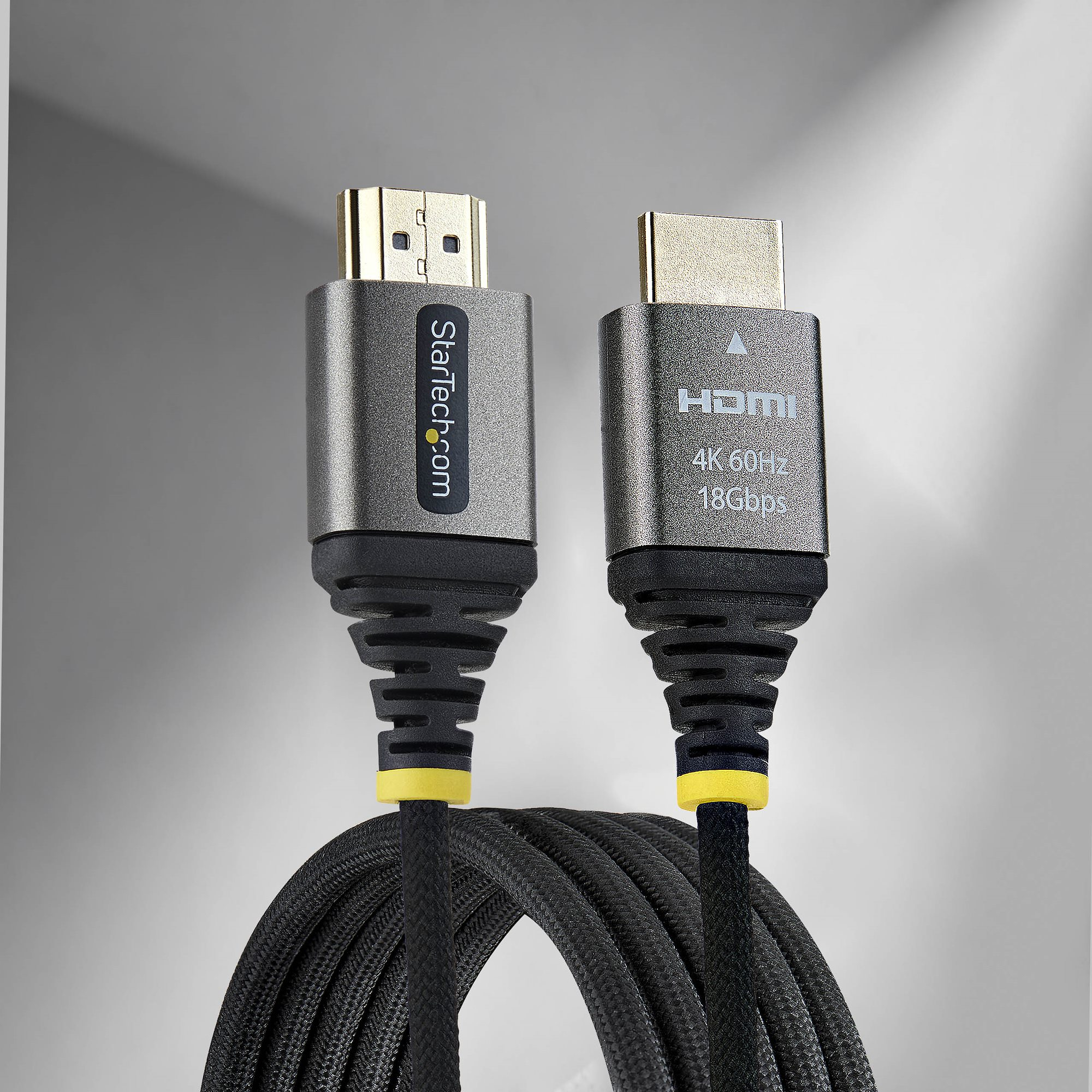 StarTech.com C�ble HDMI Haute Vitesse Certifi� Premium 1m (3ft), Ultra Flexible, 4K 60Hz/1440p 144Hz avec HDR10/ARC, 18Gbps, Cordon HDMI Tress� Haute Flexibilit�