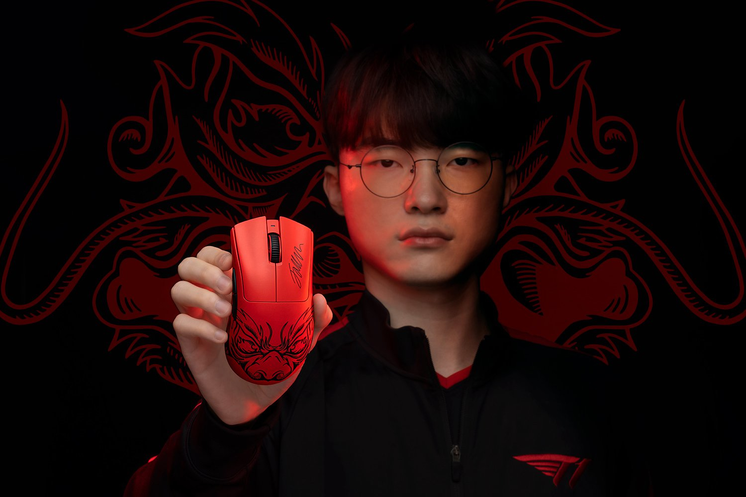 Razer DeathAdder V3 Pro Faker Edition mouse Right-hand RF Wireless + USB Type-C Optical 30000 DPI