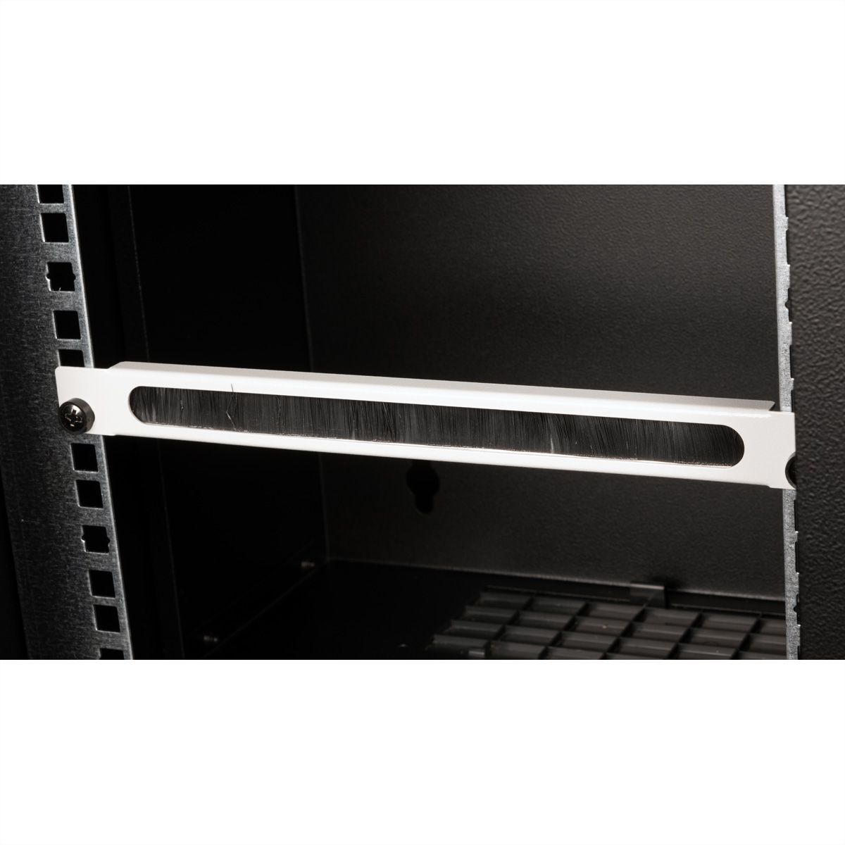 ROLINE Kabeleingangsplatte f�r Rack - mit B�rstenstreifen - RAL 7035, Hellgrau - 0.5U - 25.4 cm (10)