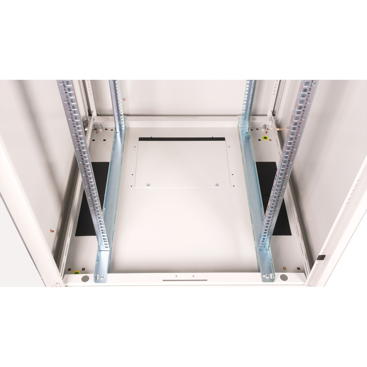ROLINE Basic - Schrank Netzwerkschrank - Glas T�r, 800 x 800 (B x T)