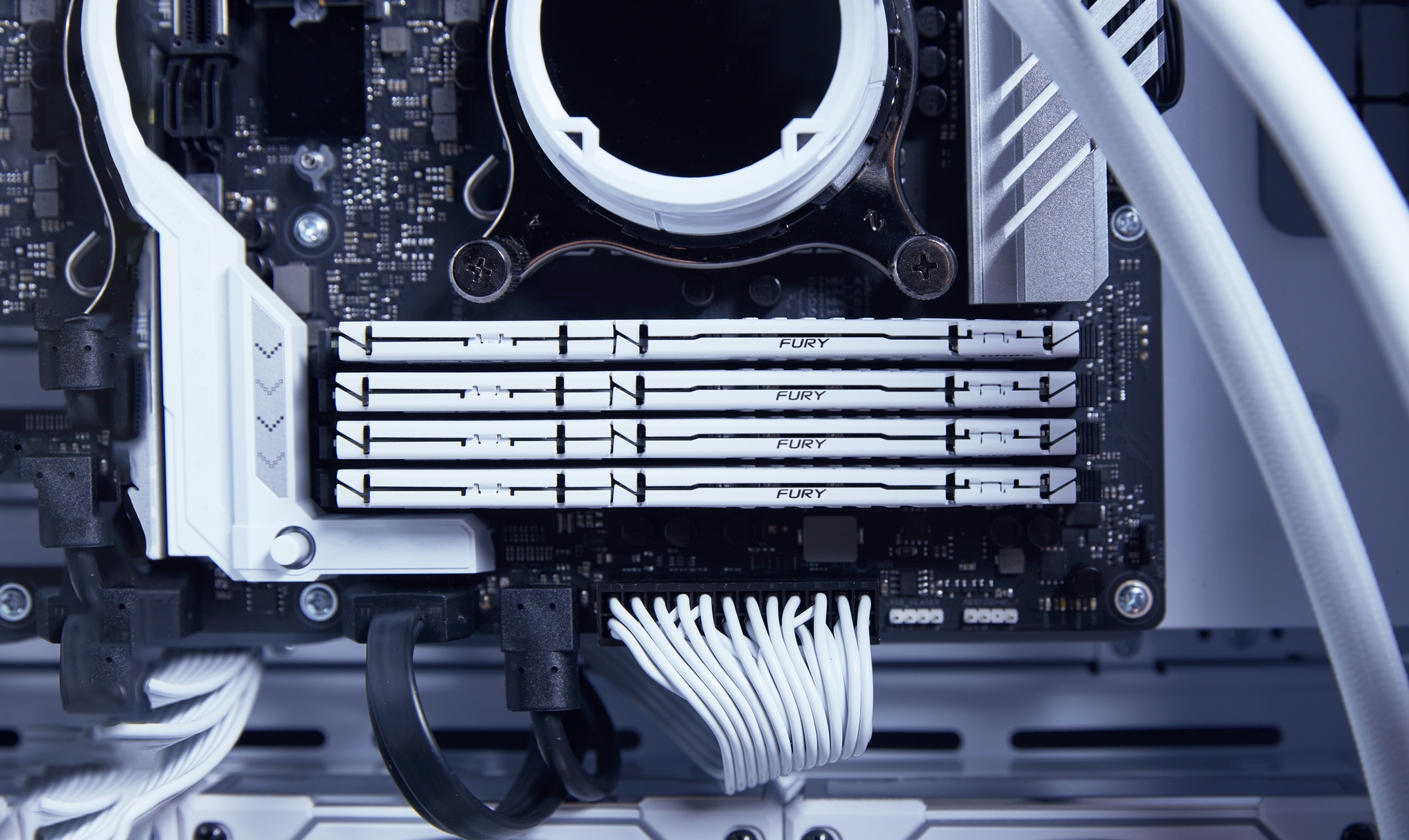 Kingston Technology FURY Beast 32GB 6800MT/s DDR5 CL34 DIMM (Kit of 2) White EXPO