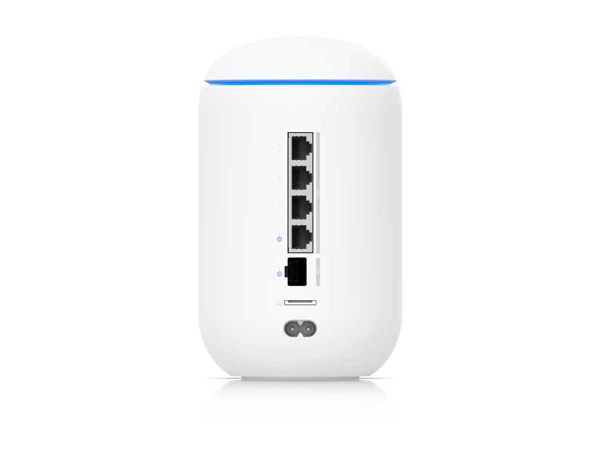 Ubiquiti Desktop 10G Cloud Gateway with integrated WiFi 7 PoE