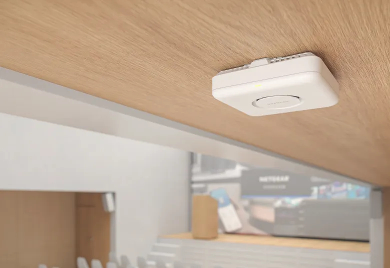 NETGEAR WBE710 Blanc Connexion Ethernet, supportant lalimentation via ce port (PoE)