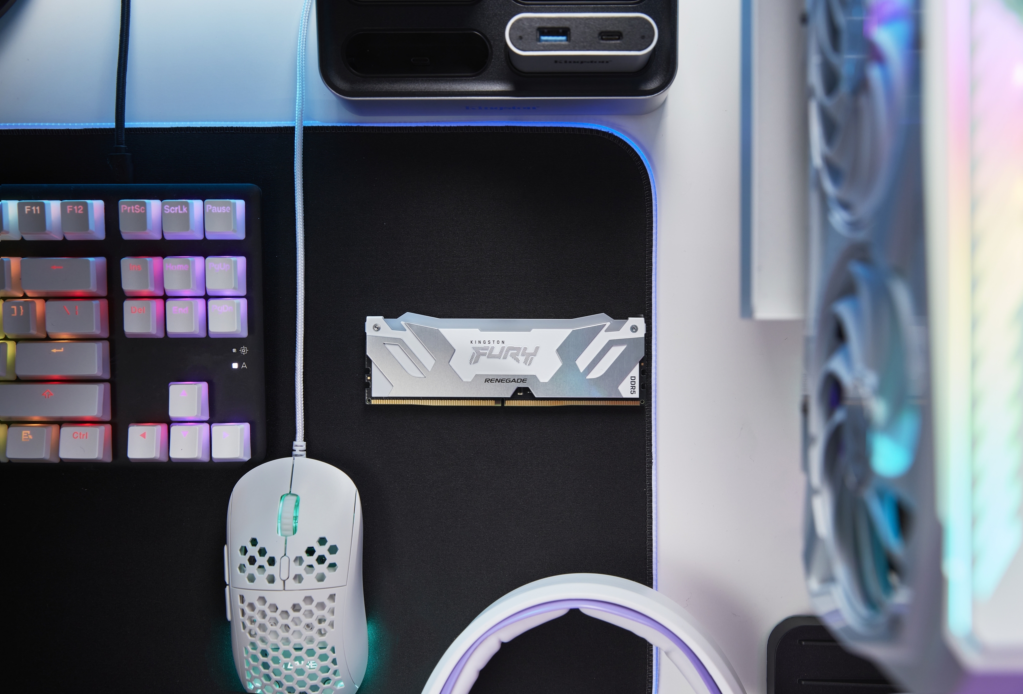 Kingston 32GB DDR5-6400MT/s CL32 DIMM FURY RGB XM