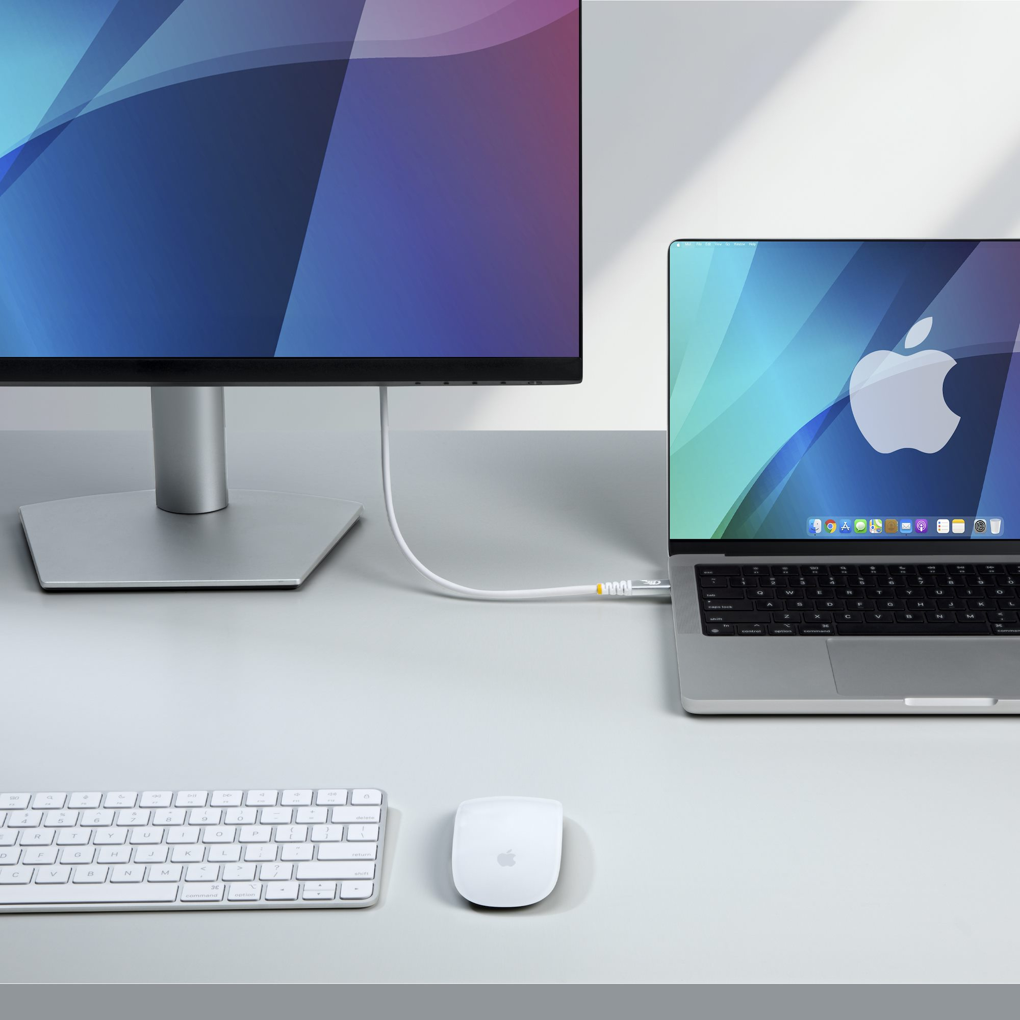 StarTech.com Cavo USB4 da 50cm, Cavo USB-C Certificato USB-IF, 80Gbps, PD240W, 8K120Hz / 4K240Hz DP2.1 DP80, Cavetto Tipo-C Compatibile Thunderbolt 4; Bianco