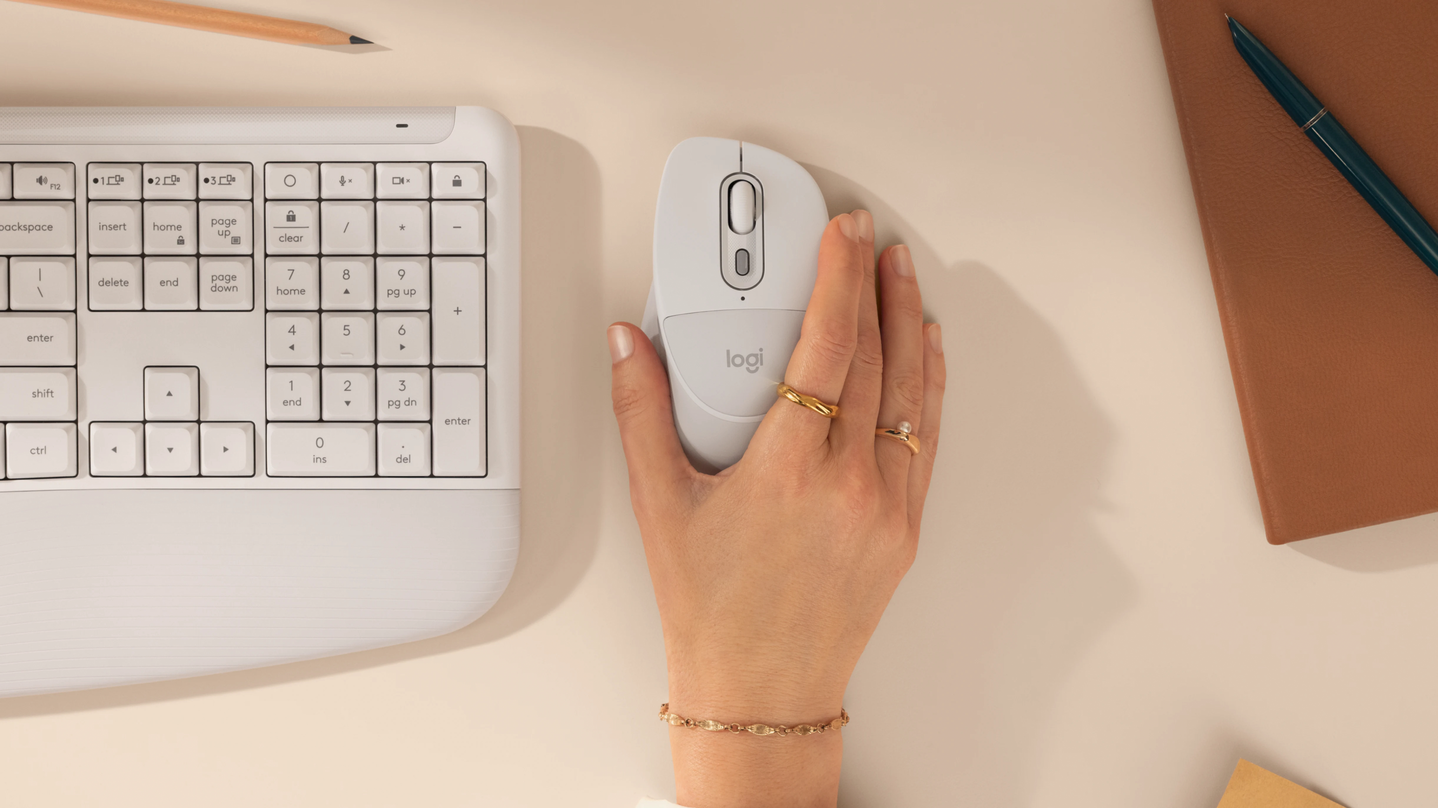 Logitech MK880 Signature Comfort Plus Combo Black (Kit di tastiera e mouse Bluetooth per il massimo comfort tutto il giorno)
