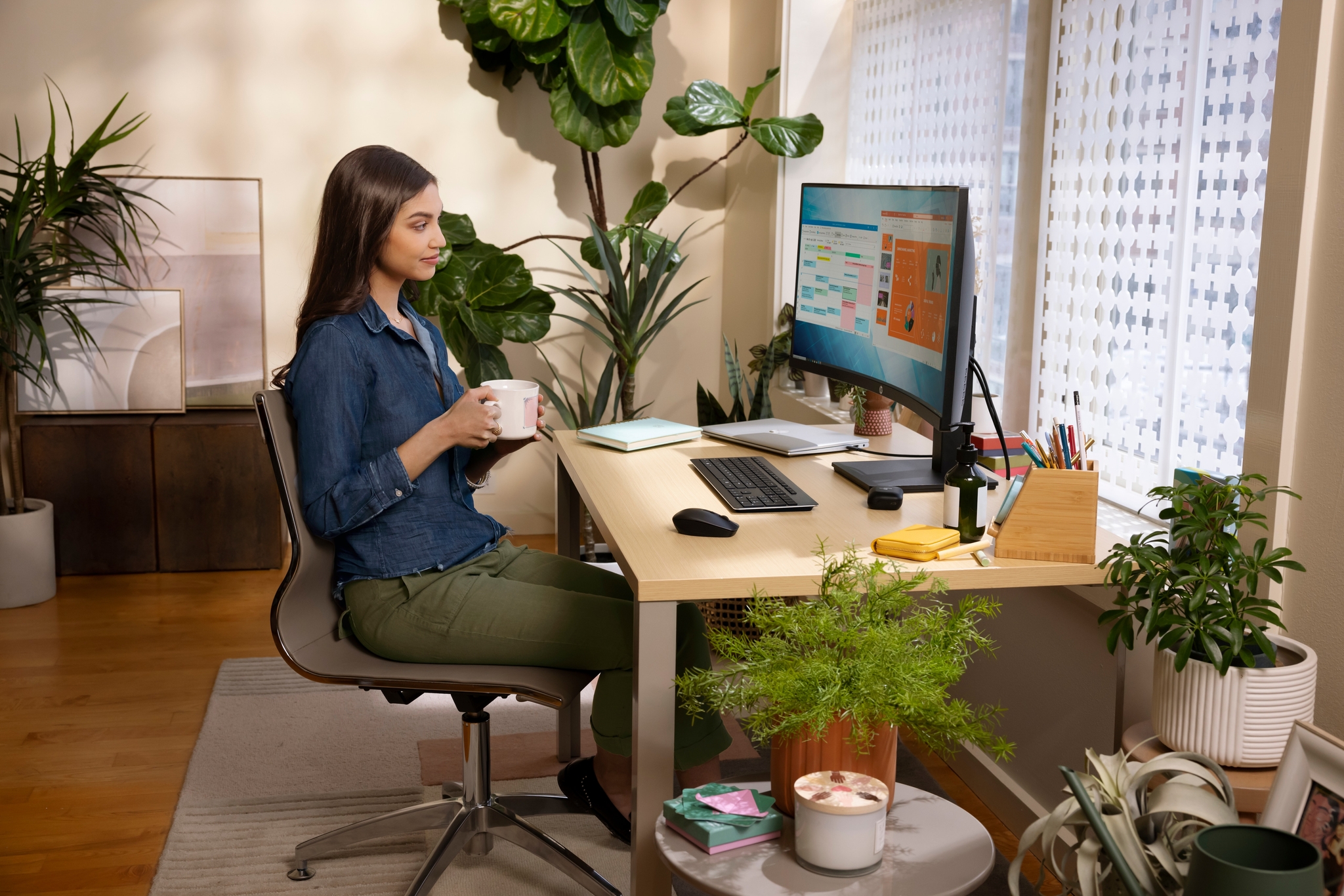 HP P34hc G4 86,4 cm (34) 3440 x 1440 Pixeles Quad HD LED Negro