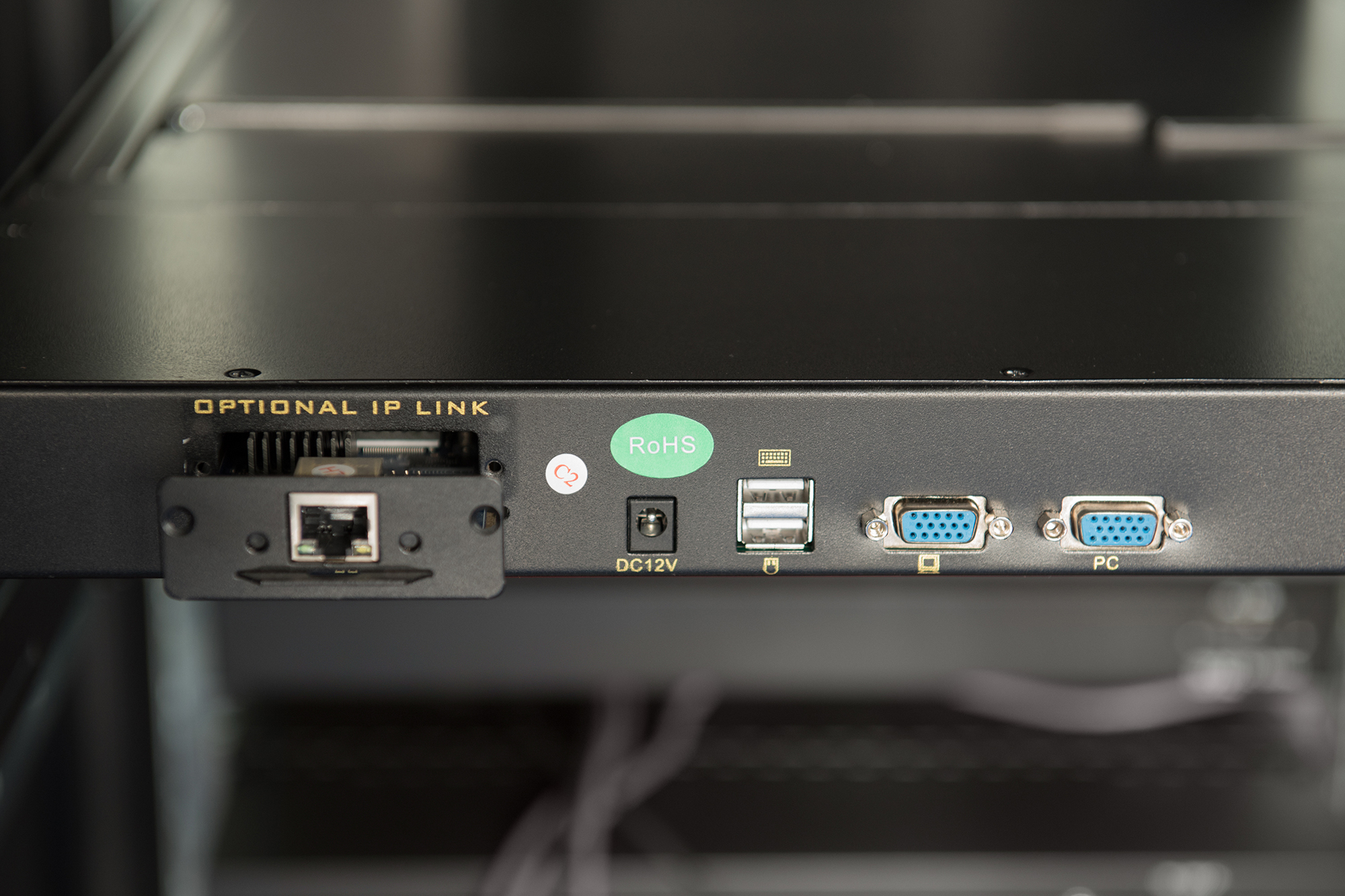 Digitus Consola modular con TFT de 19 (48,3 cm), KVM Cat.5 de 8 puertos y panel tctil, teclado alemn