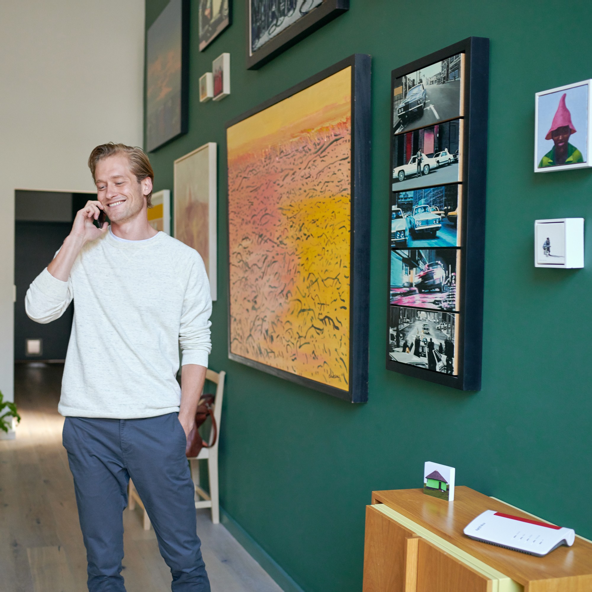 AVM FRITZ!Box 7530 wireless router Gigabit Ethernet Dual-band (2.4 GHz / 5 GHz) Black, Red, White