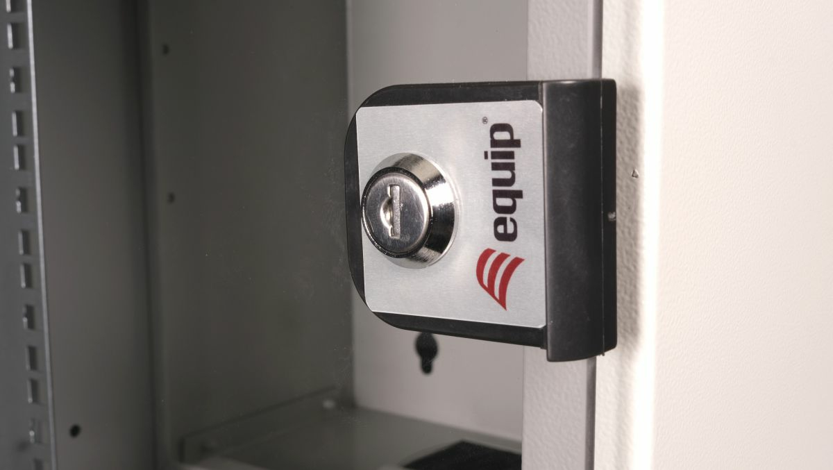 Equip Wandgeh�use 10 06U 300x300mm grau