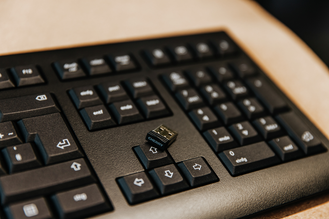 CHERRY KW 3000 keyboard RF Wireless AZERTY French Black