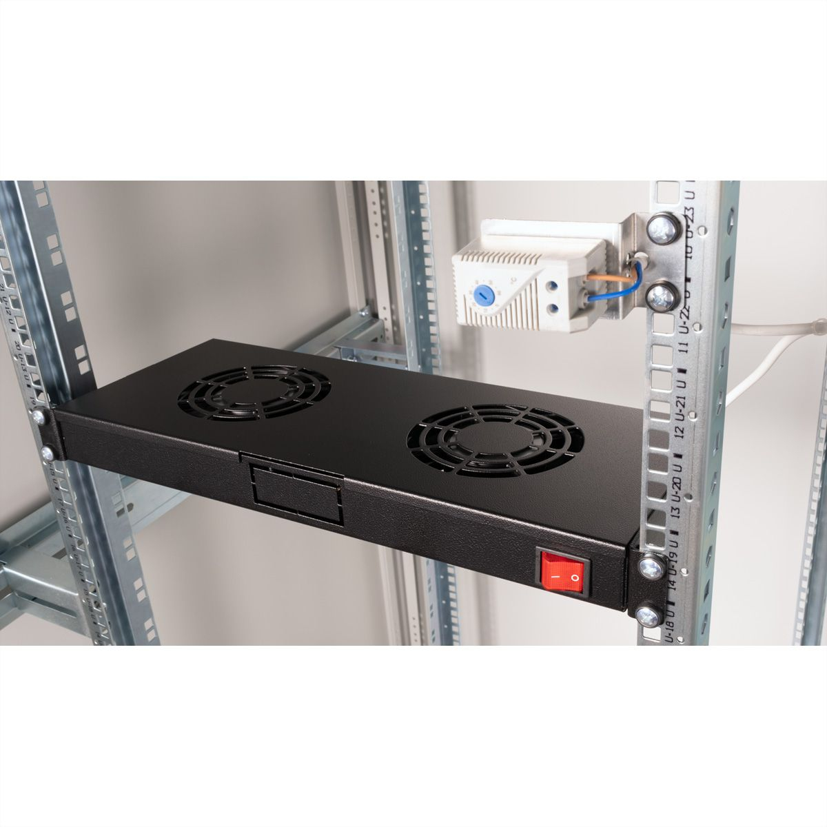 ROLINE Rack-L�fter - 2 L�fter mit Thermostat - auf Dach montierbar - Jet Black, RAL 9005 - 1U - 48.3 cm (19)