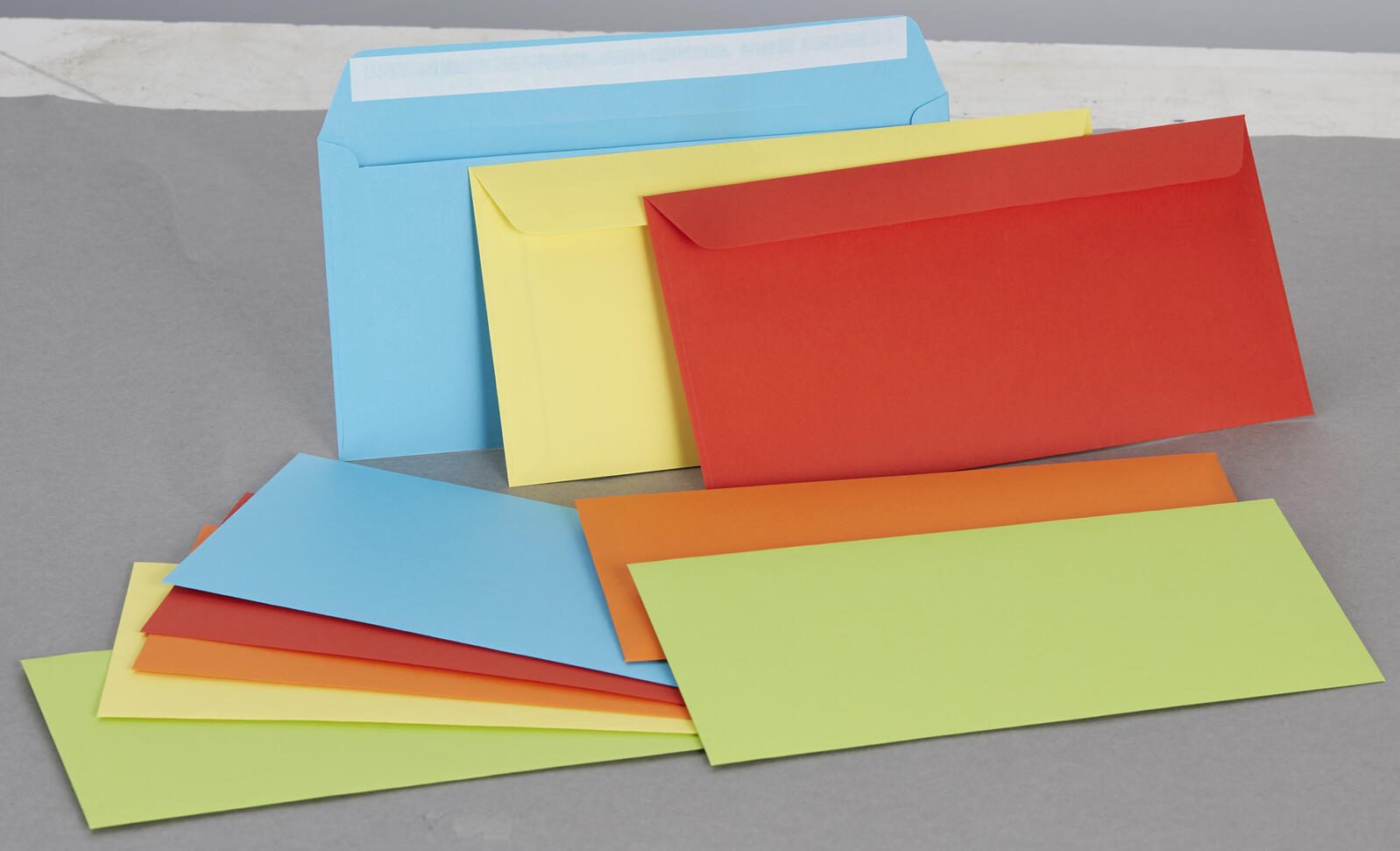TECNO mobile Briefumschlge colors DIN lang+ ohne Fenster farbsortiert 25 St.