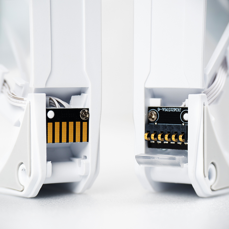 Chieftec ICEBERG 240-RGB-W Case per computer Raffreddatore di liquidi tutto in uno 12 cm Bianco