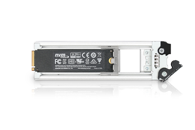 Icy Dock MB840TP-B storage drive enclosure SSD enclosure Aluminium, Black M.2