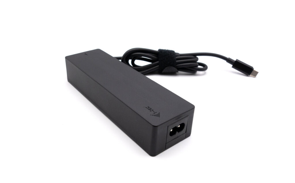 i-tec Metal SB-C Ergonomic 4K 3x Display Docking Station with Power Delivery 85 W + Universal Charger 100 W