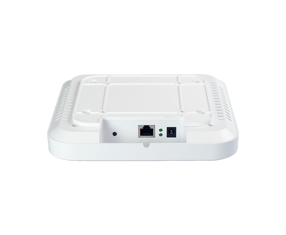 D-Link DAP-E3620 punto accesso WLAN 2882 Mbit/s Bianco Supporto Power over Ethernet (PoE)