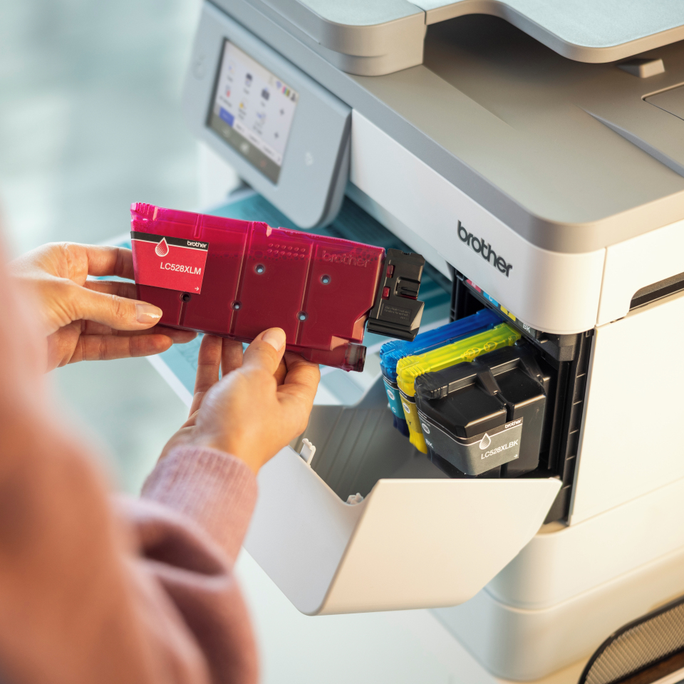 Brother MFC-J5117DW impresora multifunci�n Inyecci�n de tinta A4 1200 x 4800 DPI 26 ppm Wifi