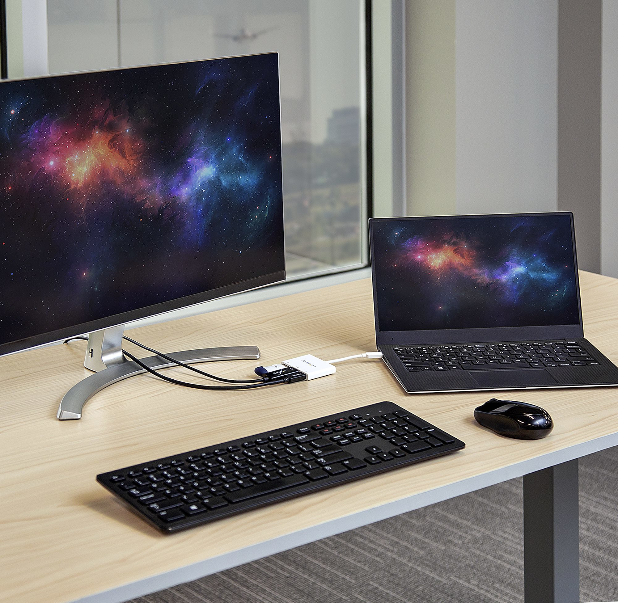 StarTech.com Adaptateur multiport USB-C vers HDMI 4K avec USB Power Delivery et port USB-A - Blanc