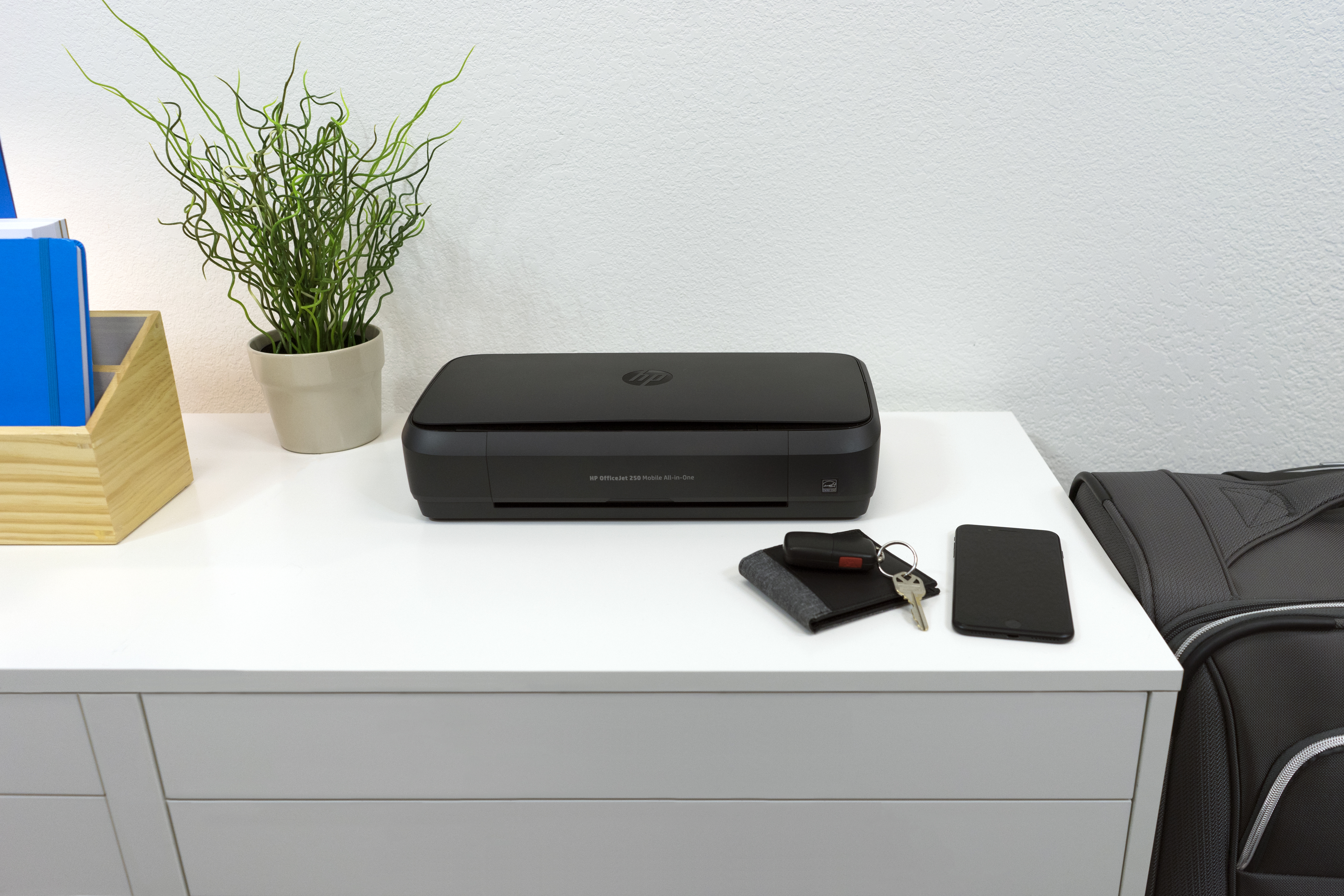 HP OfficeJet Mobile 250 Inal�mbrico All-in-One Color Impresora, Fotocopiadora, esc�ner