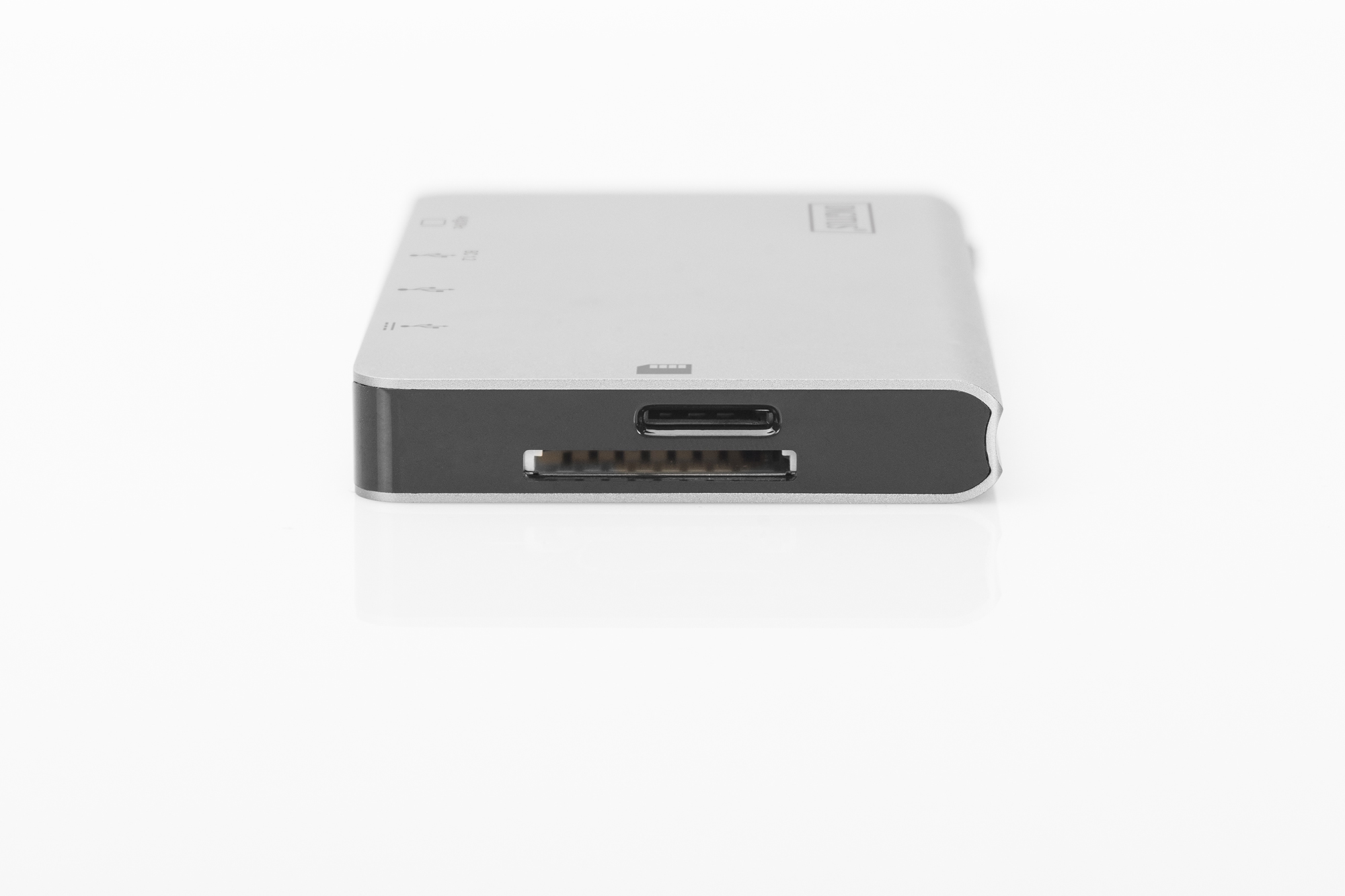 Digitus Stazione di ricarica da viaggio a 6 porte USB Type-C