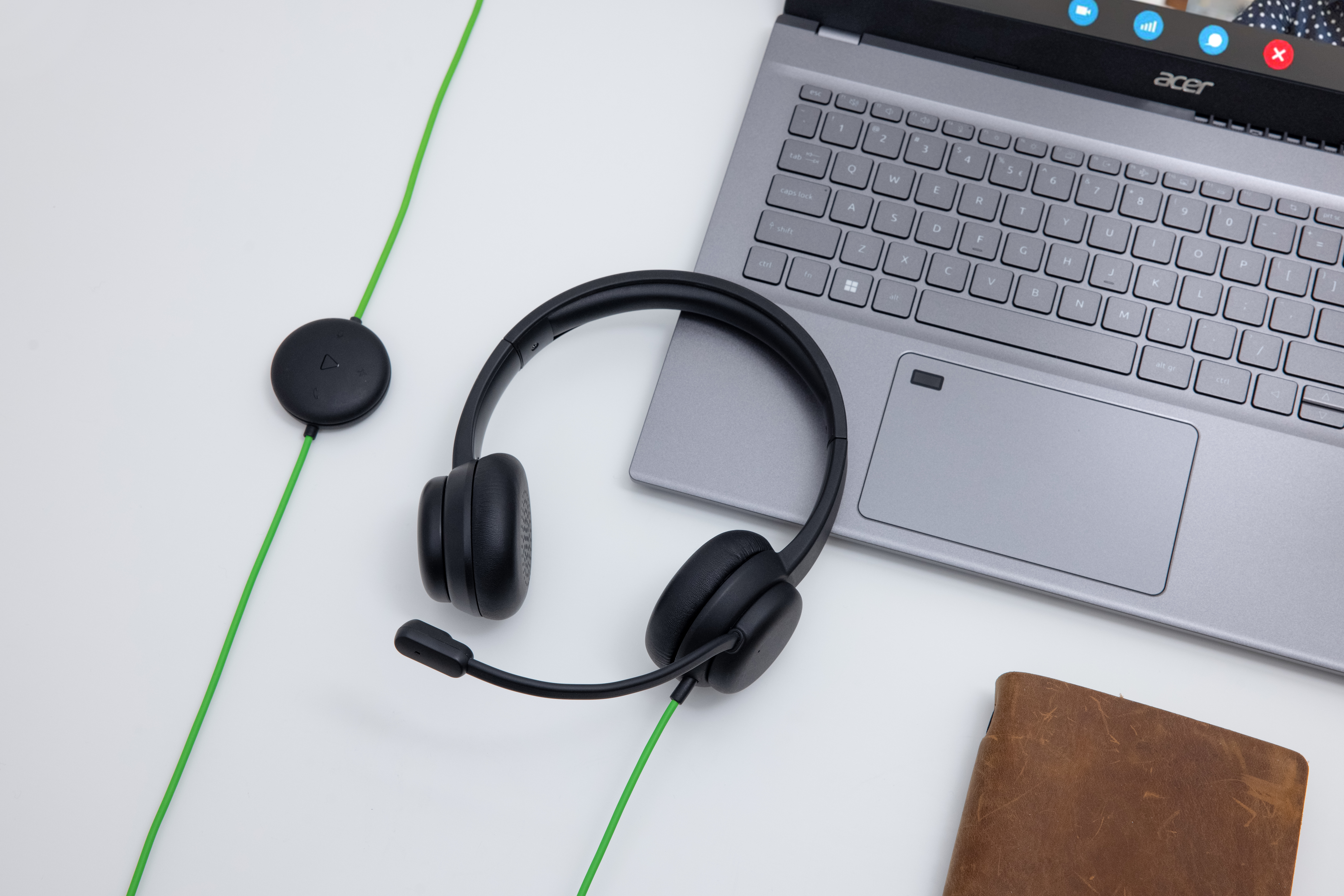 Acer AHW250 - Retail Pack - Headset - On-Ear