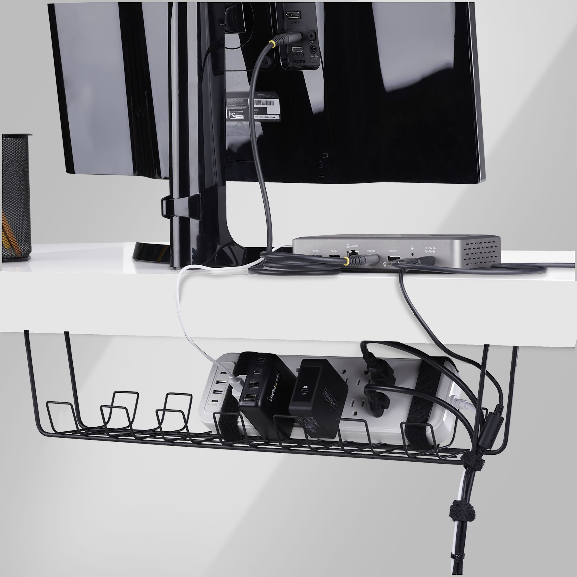 StarTech.com Bac de Rangement de C�bles sous Bureau, Longueur 61,5cm, Organiseur de C�bles M�tallique de Type Panier, Installation � Visser, Support pour Multiprise, M�tal, Noir, TAA
