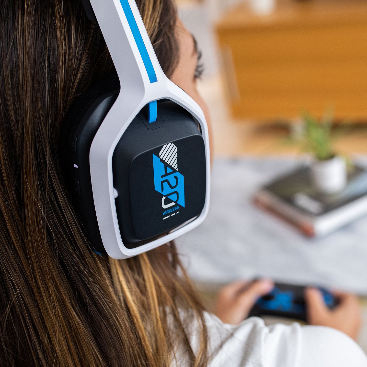 Astro gaming a20 wireless headset hot sale