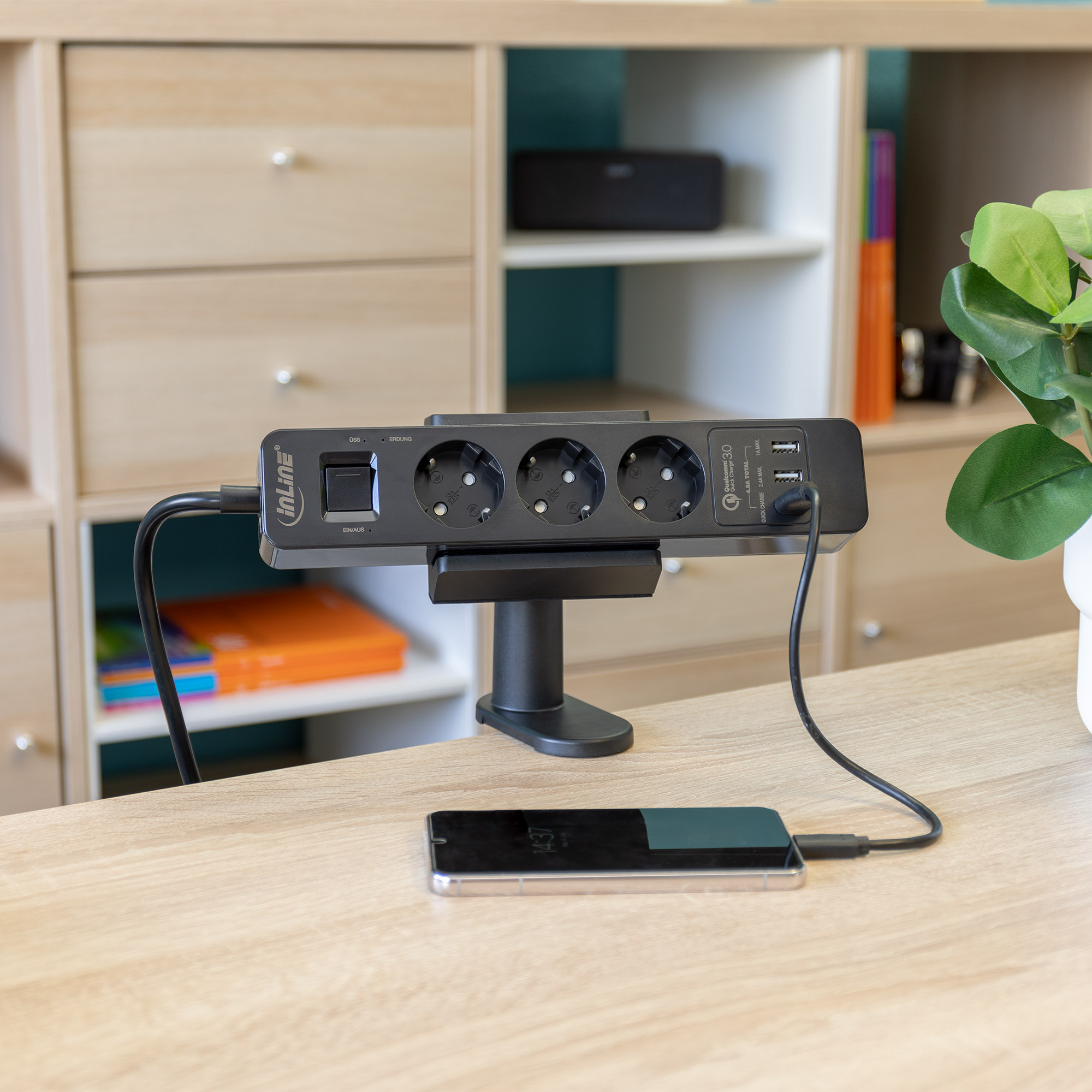 InLine Tischklemme fr Steckdosenleiste - Schwarz