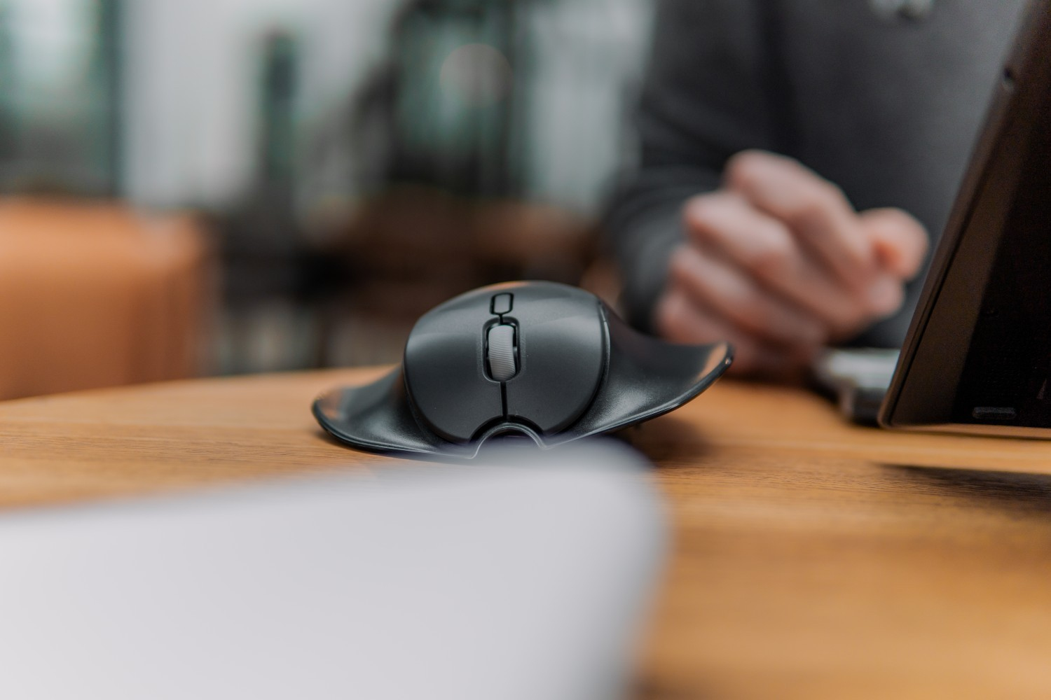 Bakker Elkhuizen Maus HandshoeMouse Shift Large Bluetooth retail - Maus