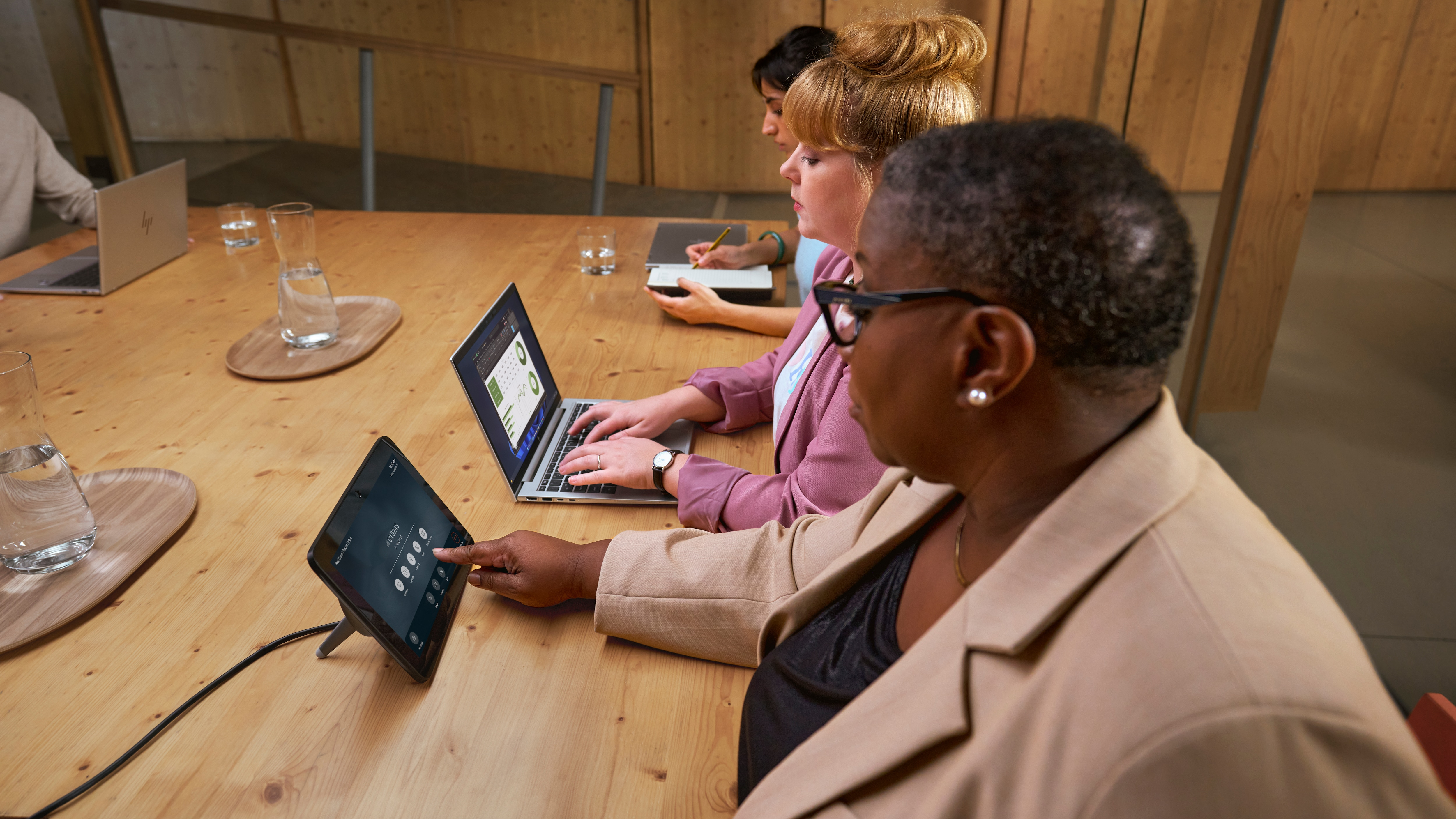 HP EliteBook 830 G11 Intel Core Ultra 5 125U Laptop 33.8 cm (13.3) WUXGA 16 GB LPDDR5-SDRAM 512 GB SSD Wi-Fi 6E (802.11ax) Windows 11 Pro Silver