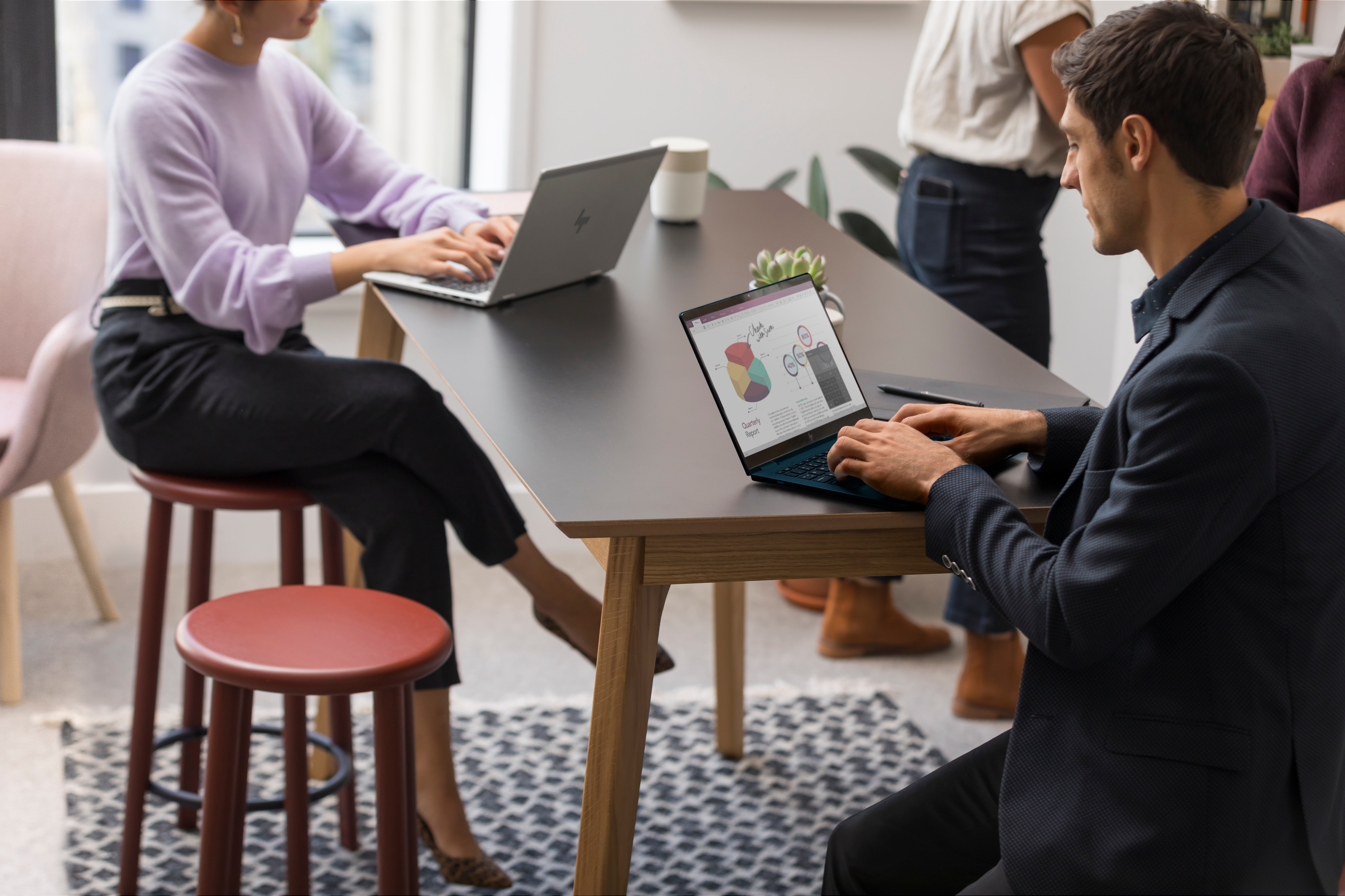 HP EliteBook 830 G11 Intel Core Ultra 5 125U Laptop 33.8 cm (13.3) WUXGA 16 GB LPDDR5-SDRAM 512 GB SSD Wi-Fi 6E (802.11ax) Windows 11 Pro Silver