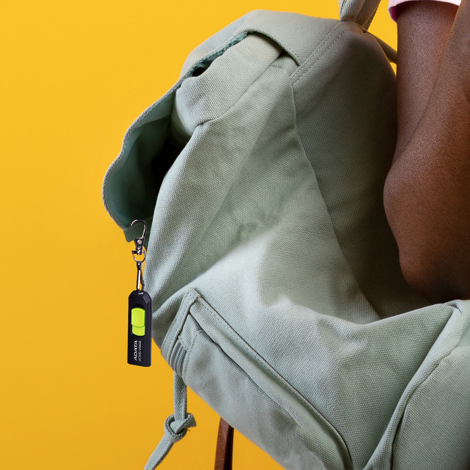 ADATA USB 32GB UC300 bkgn 3.2 Typ C Interface 3.2 Gen 1