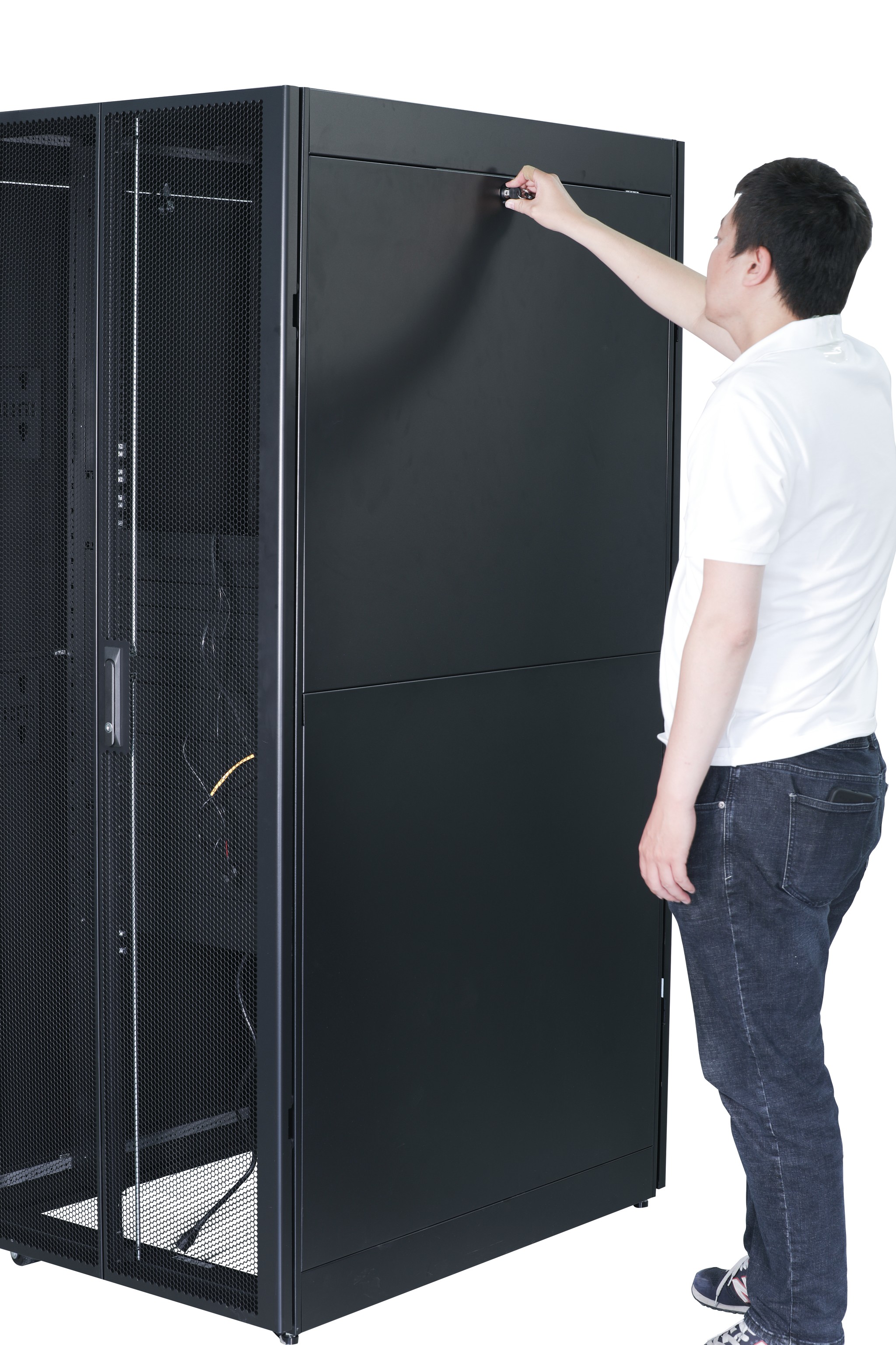 APC EASY RACK 600MM/42U/800MM WITH ROOF SIDE PANEL CASTORS FEET AND 4 BRACKETS NO BOTTOM BLACK Rack indipendenti Nero