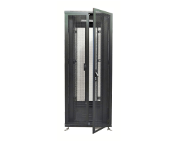 DSIT 19 Serverschrank mit perforierter Doppelfl�geltueren vorne und hinten BxTxH - Rack