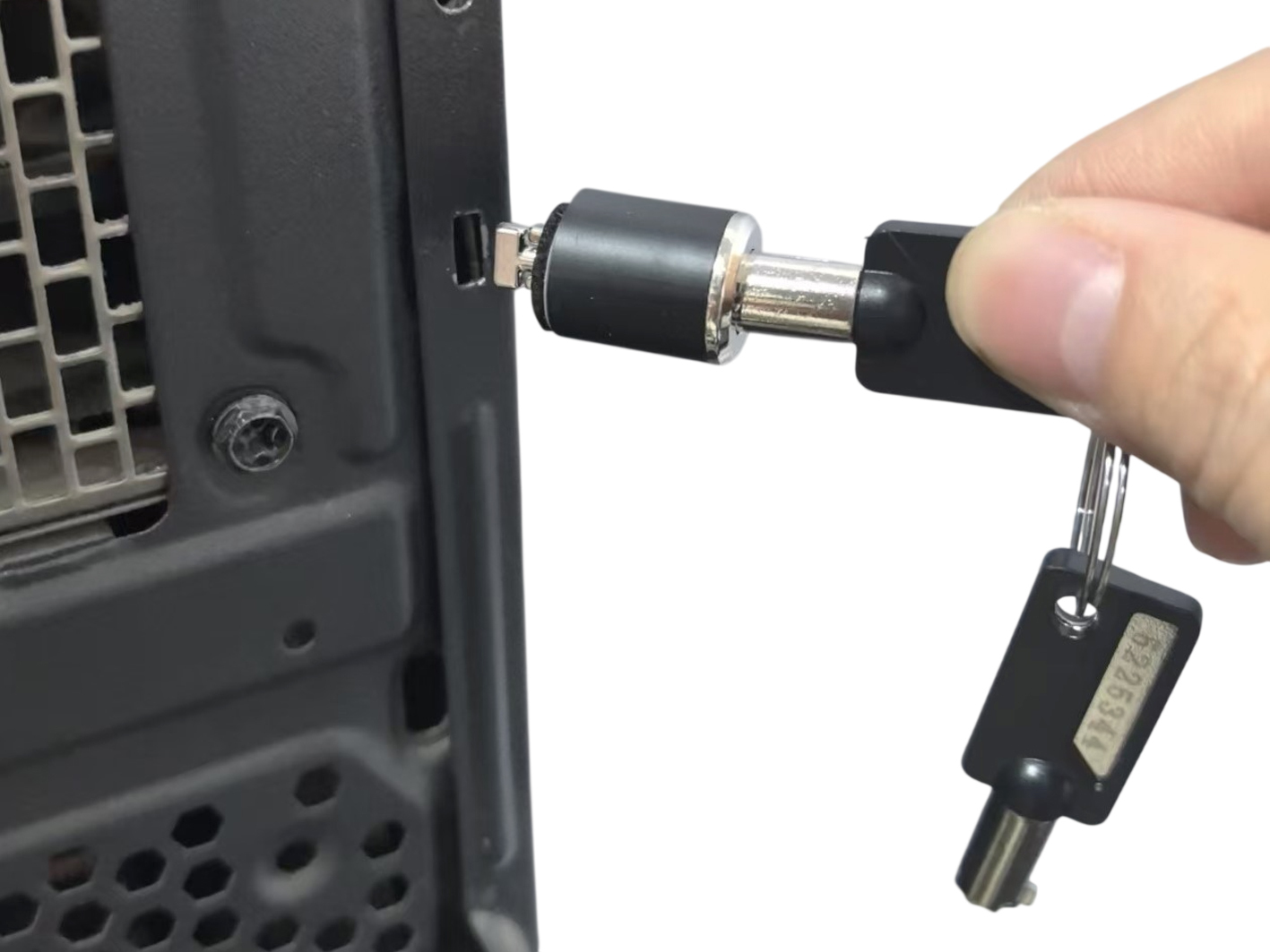 Conceptronic CUSTODIO03BSM Keyed Chassis Lock, Standard Security Slot, Master Keyed Compatible