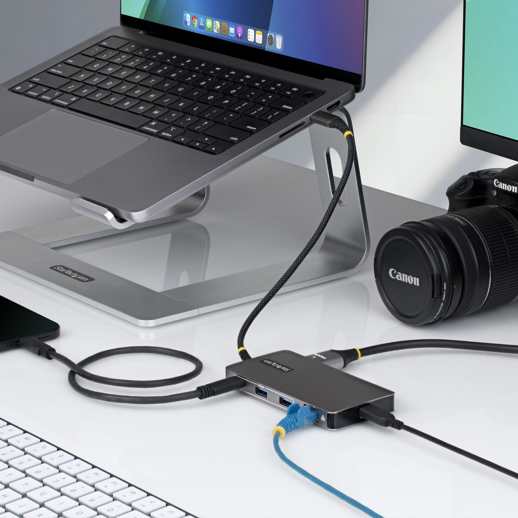 StarTech.com Adaptateur Multiport USB-C avec HDMI 4K 60Hz, 140W Power Delivery, Hub USB 10Gbps, GbE, Slots SD et MicroSD, Mini Dock Plug-and-Play pour PC Dell, HP, Lenovo